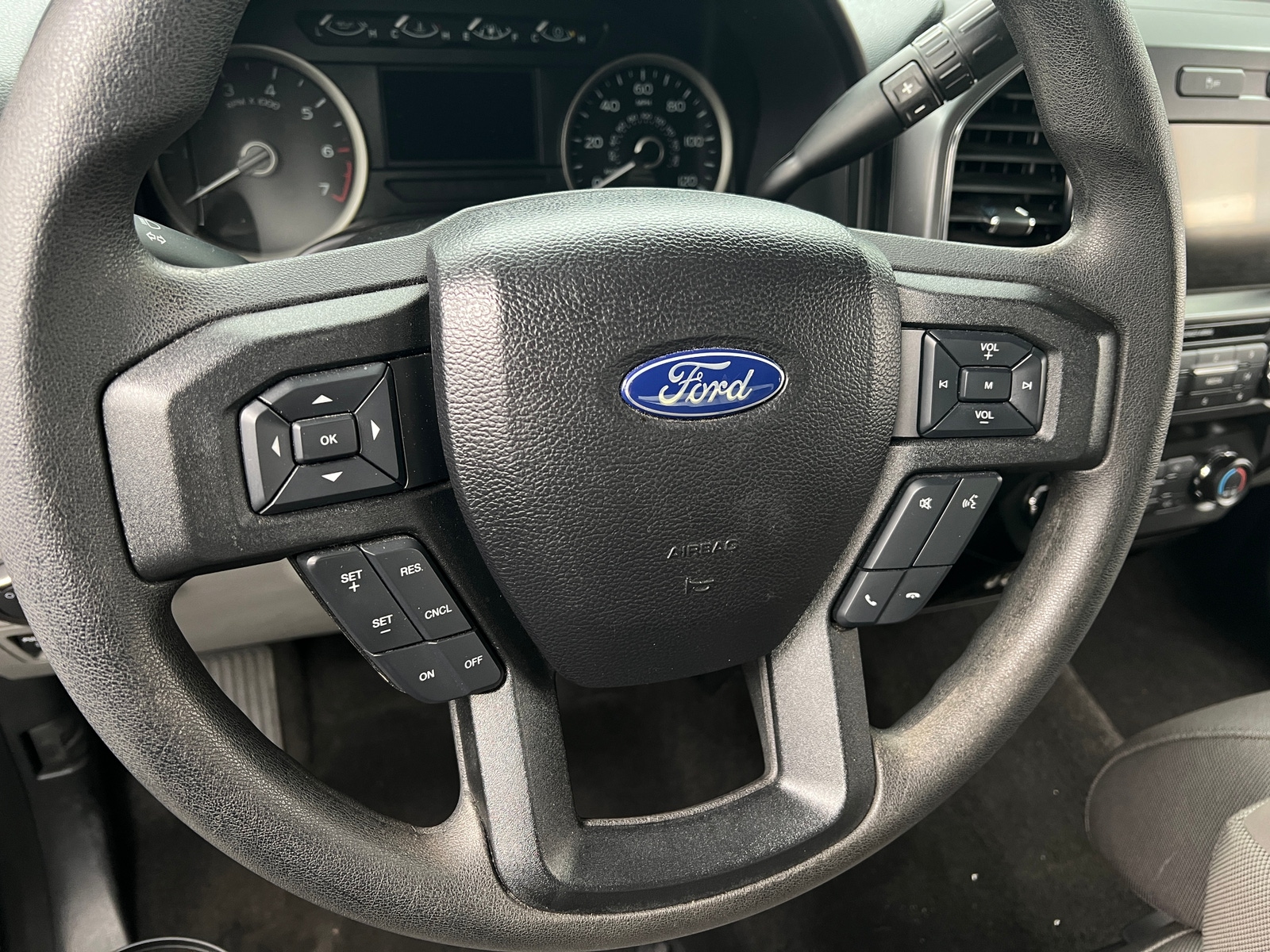 Thumbnail: 2020 Ford Econoline - 5