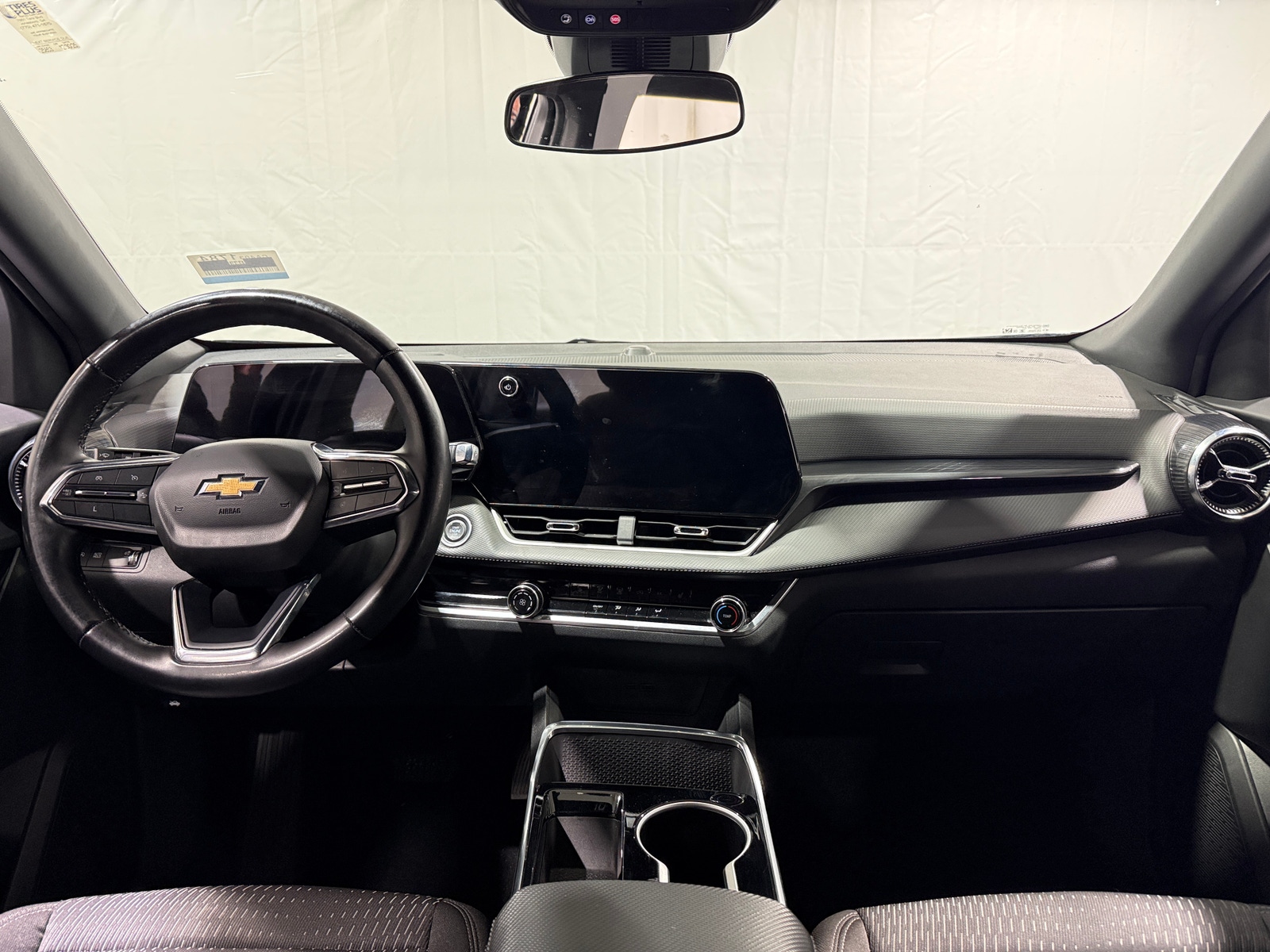 Thumbnail: 2025 Chevrolet Equinox - 3