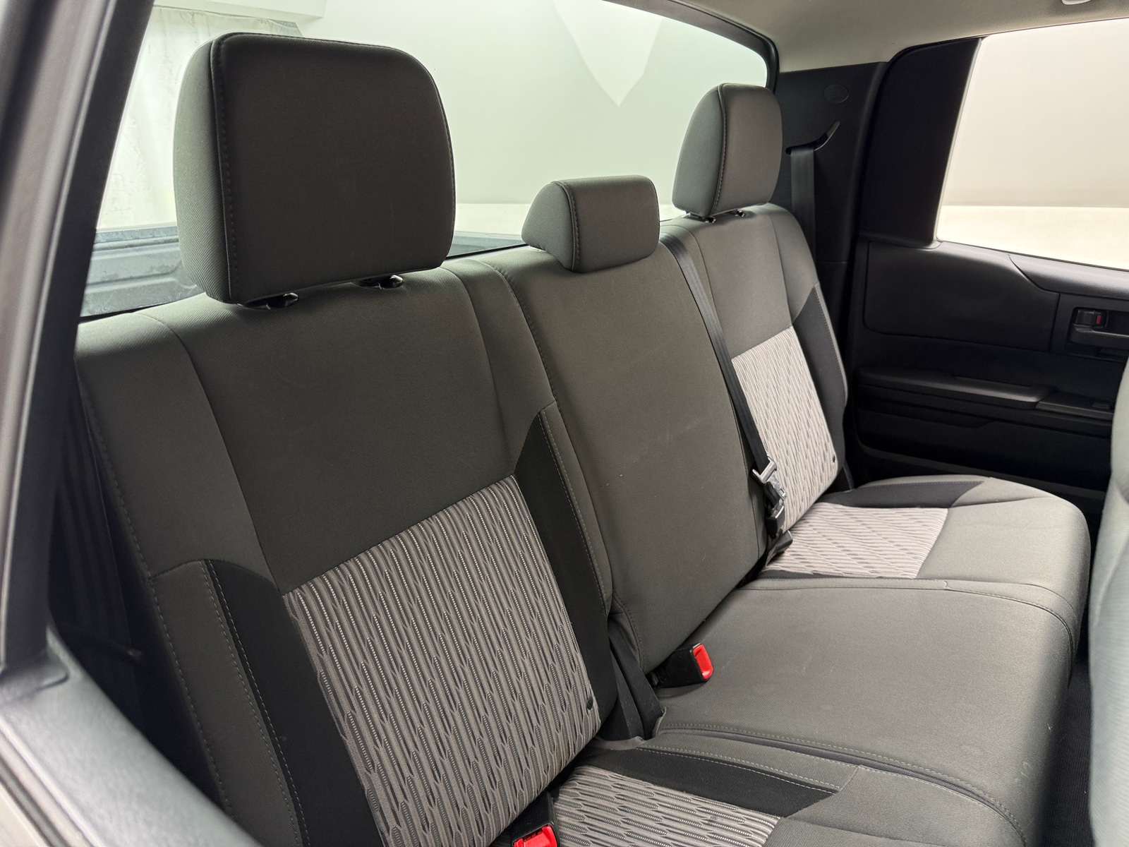 Thumbnail: 2015 Toyota Tundra - 6