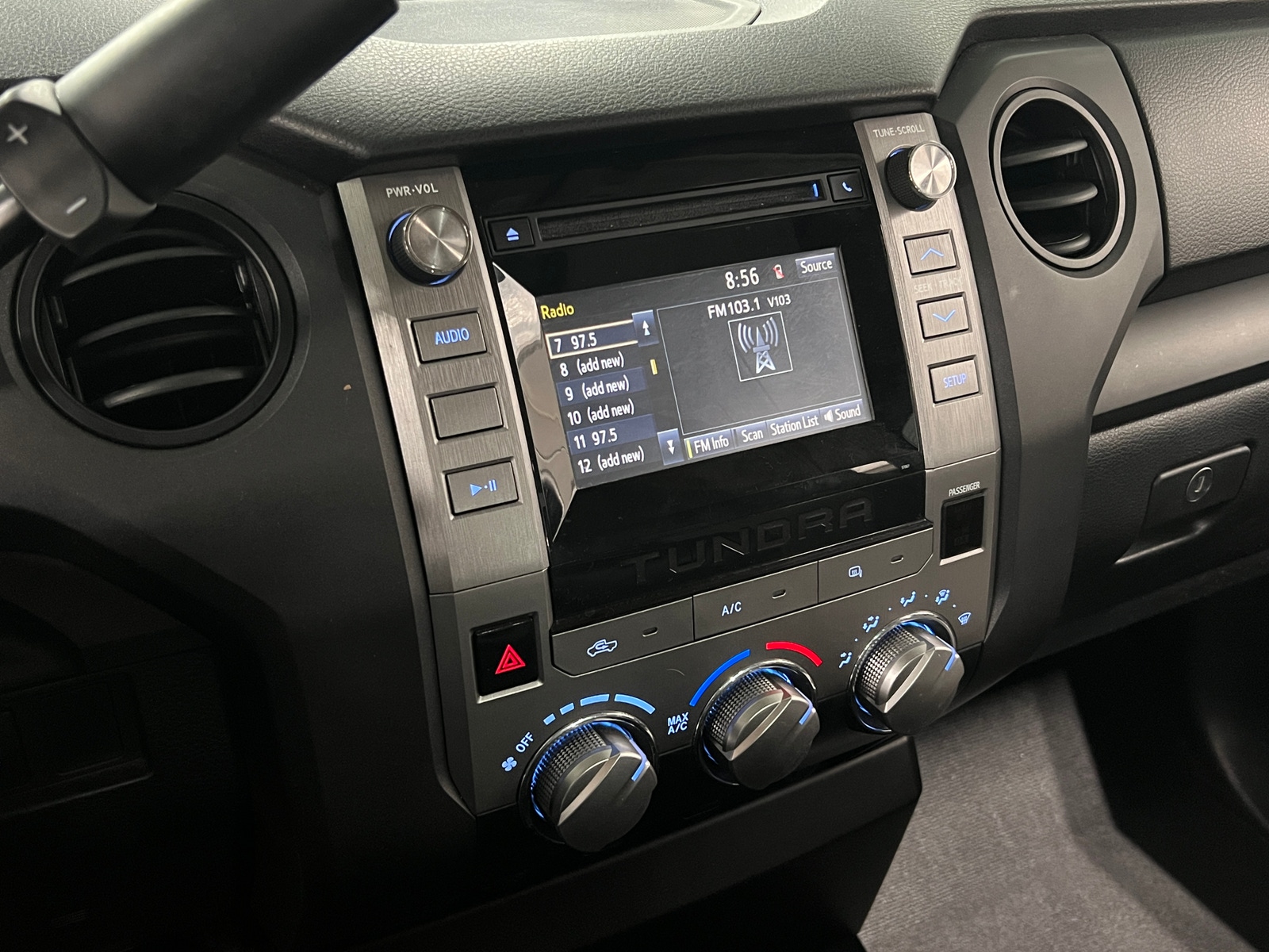 Thumbnail: 2015 Toyota Tundra - 4