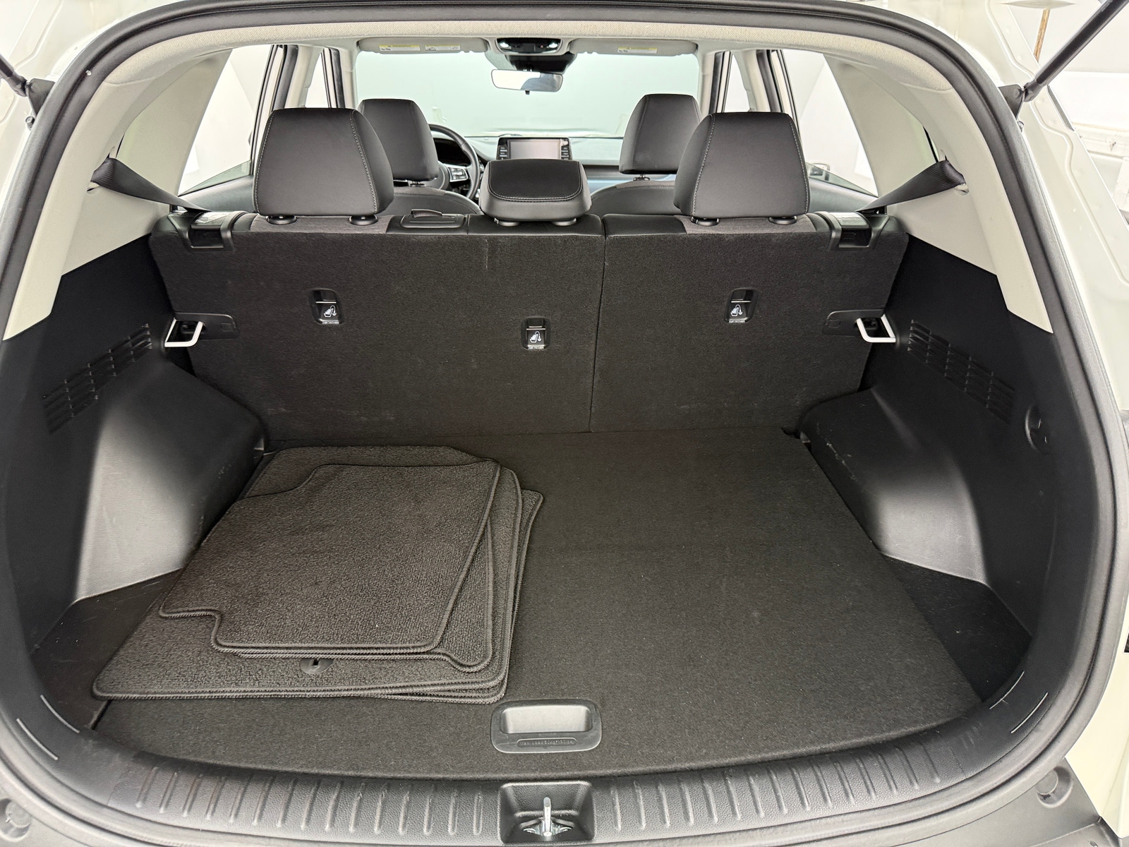 Thumbnail: 2023 Kia Seltos - 7