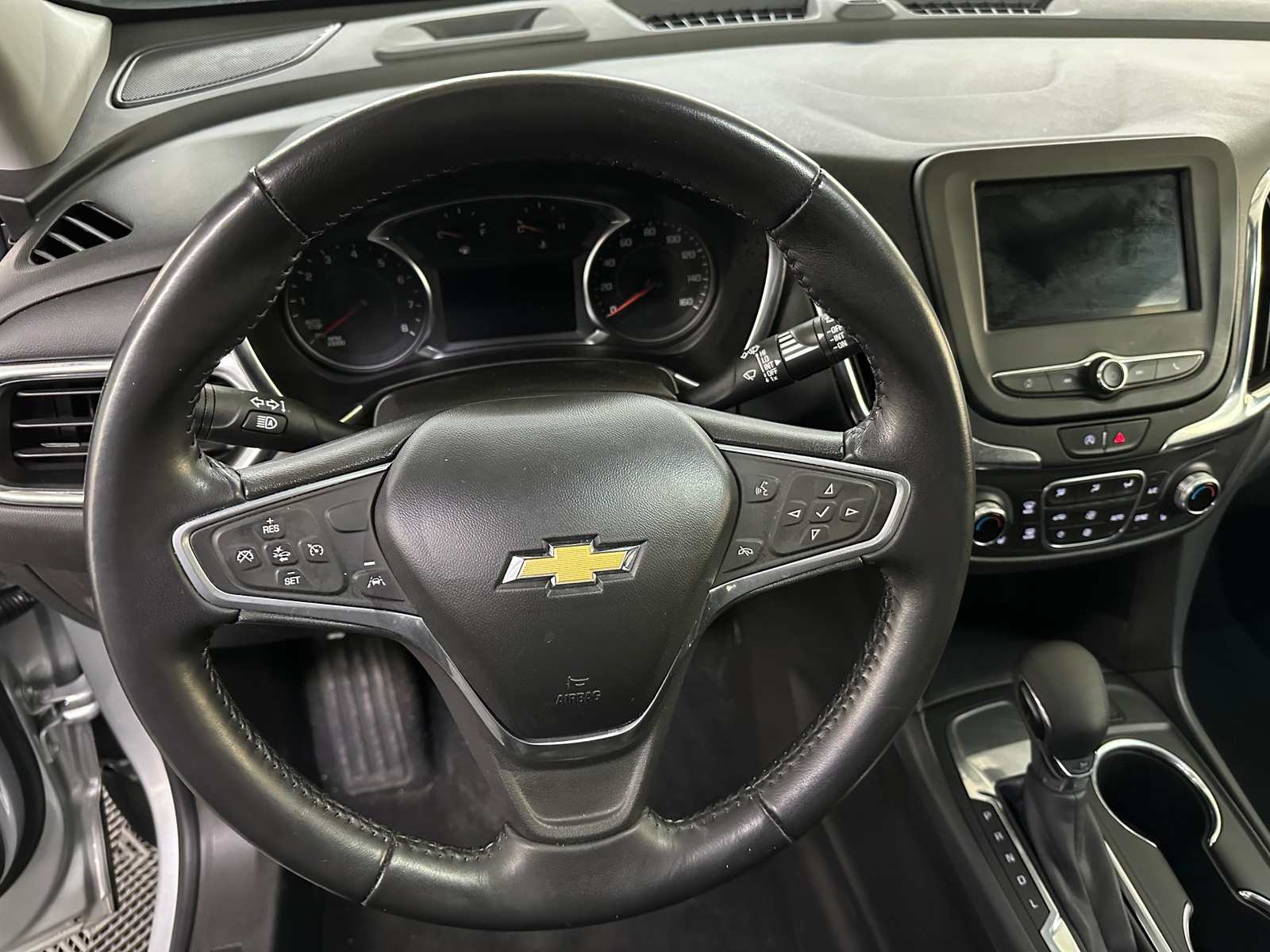 Thumbnail: 2022 Chevrolet Equinox - 5