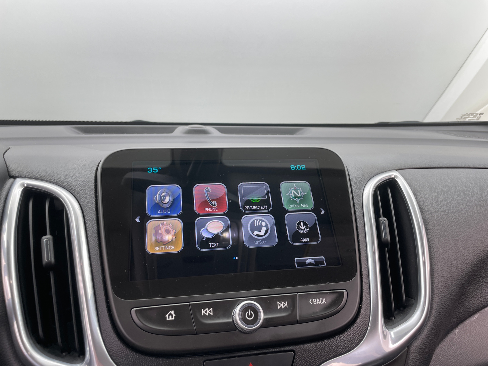 Thumbnail: 2018 Chevrolet Equinox - 4