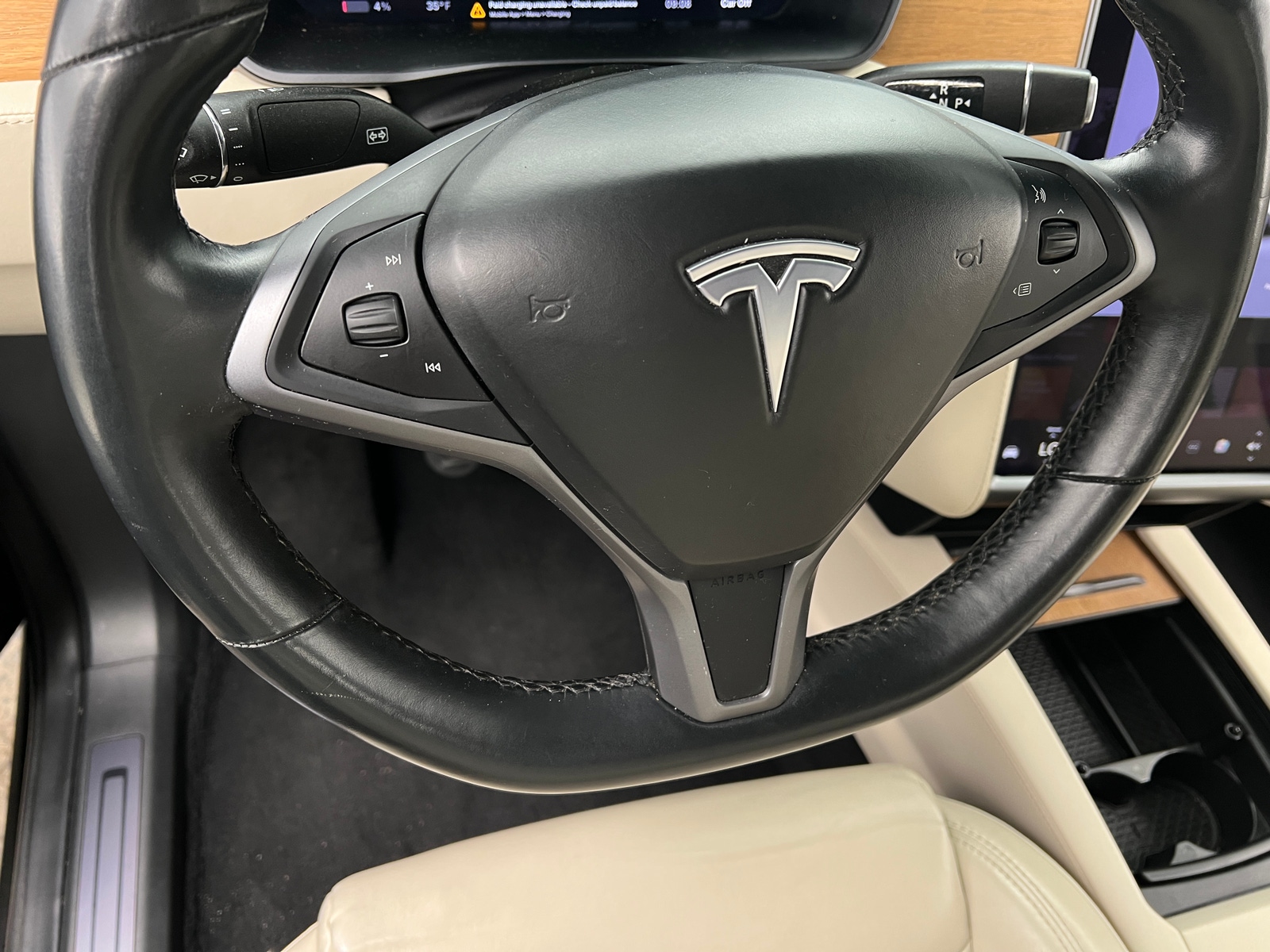 Thumbnail: 2020 Tesla Model X - 4