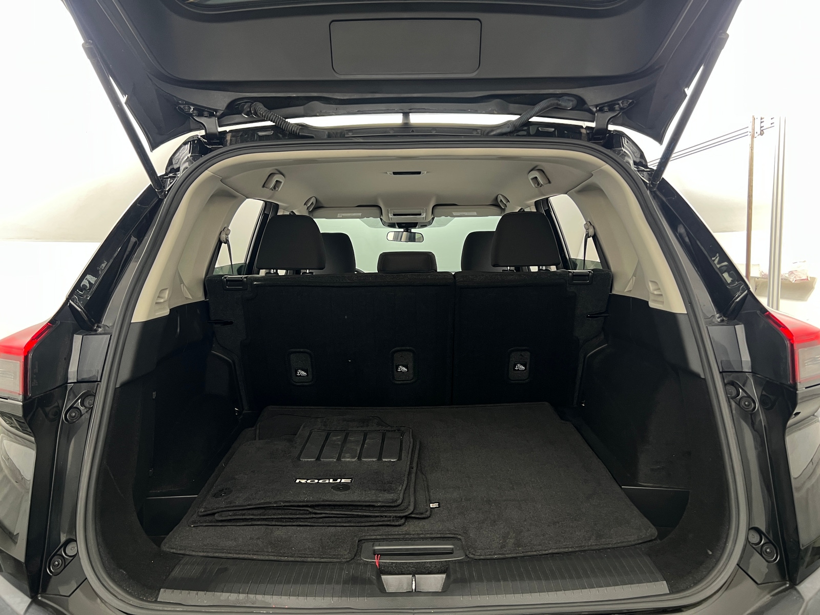 Thumbnail: 2023 Nissan Rogue - 7