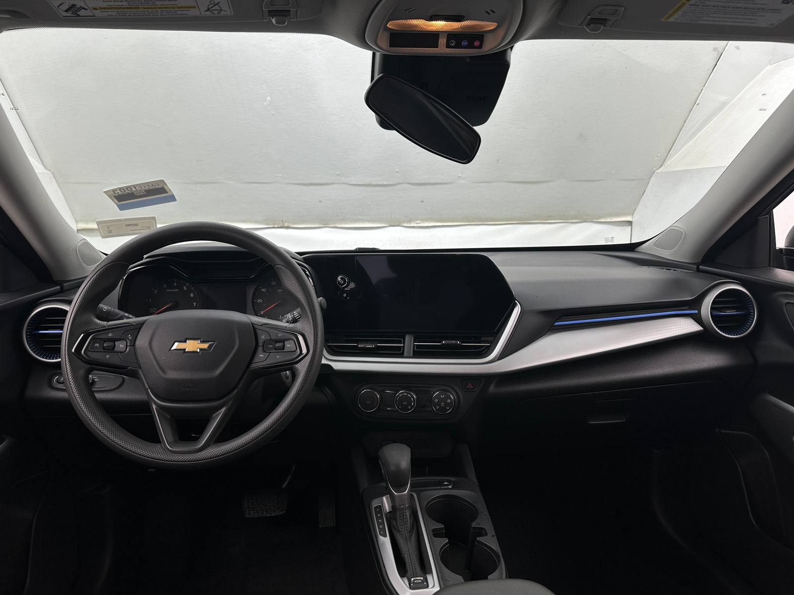 Thumbnail: 2025 Chevrolet Trax - 3