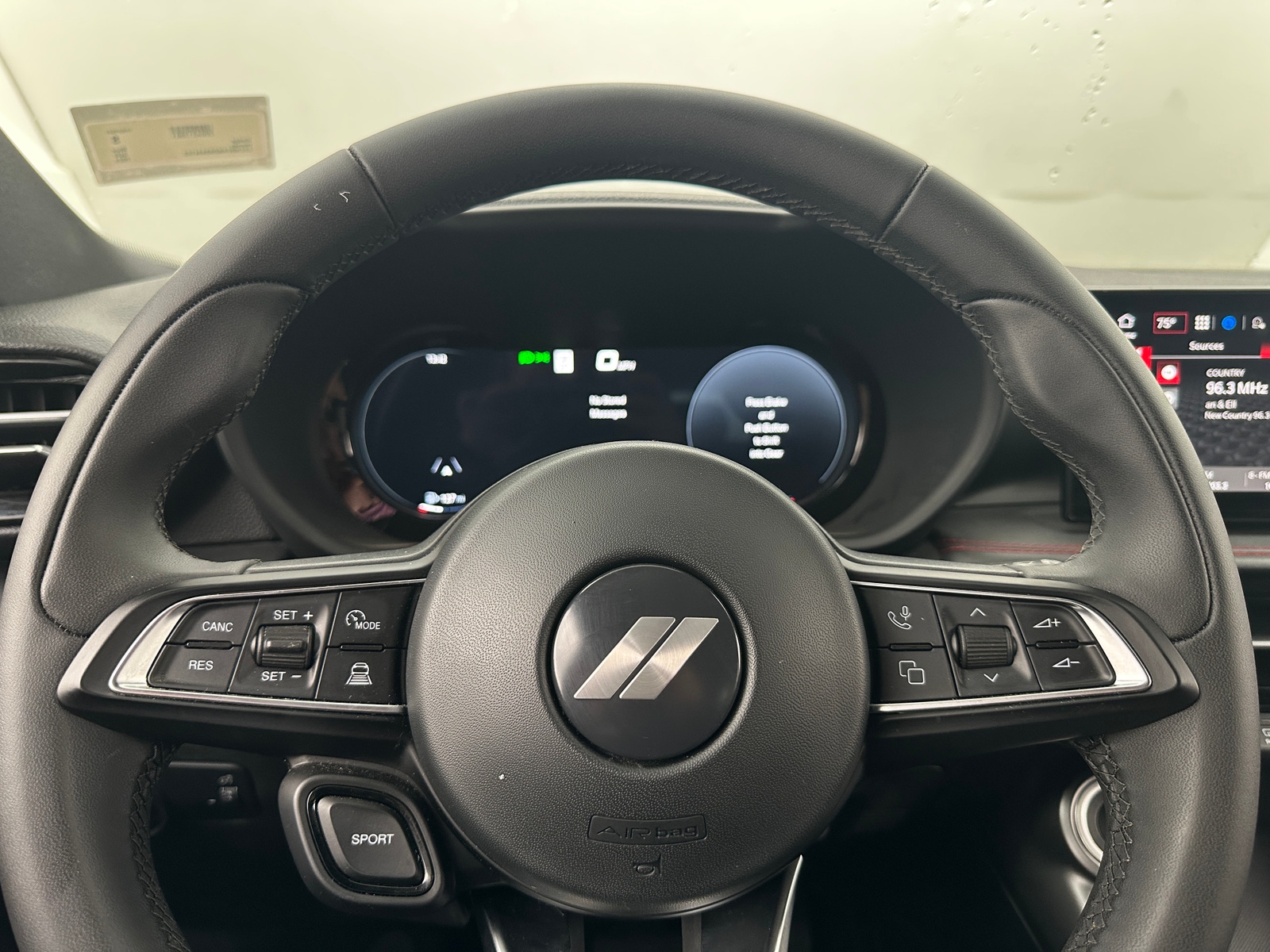 Thumbnail: 2024 Dodge Hornet - 4