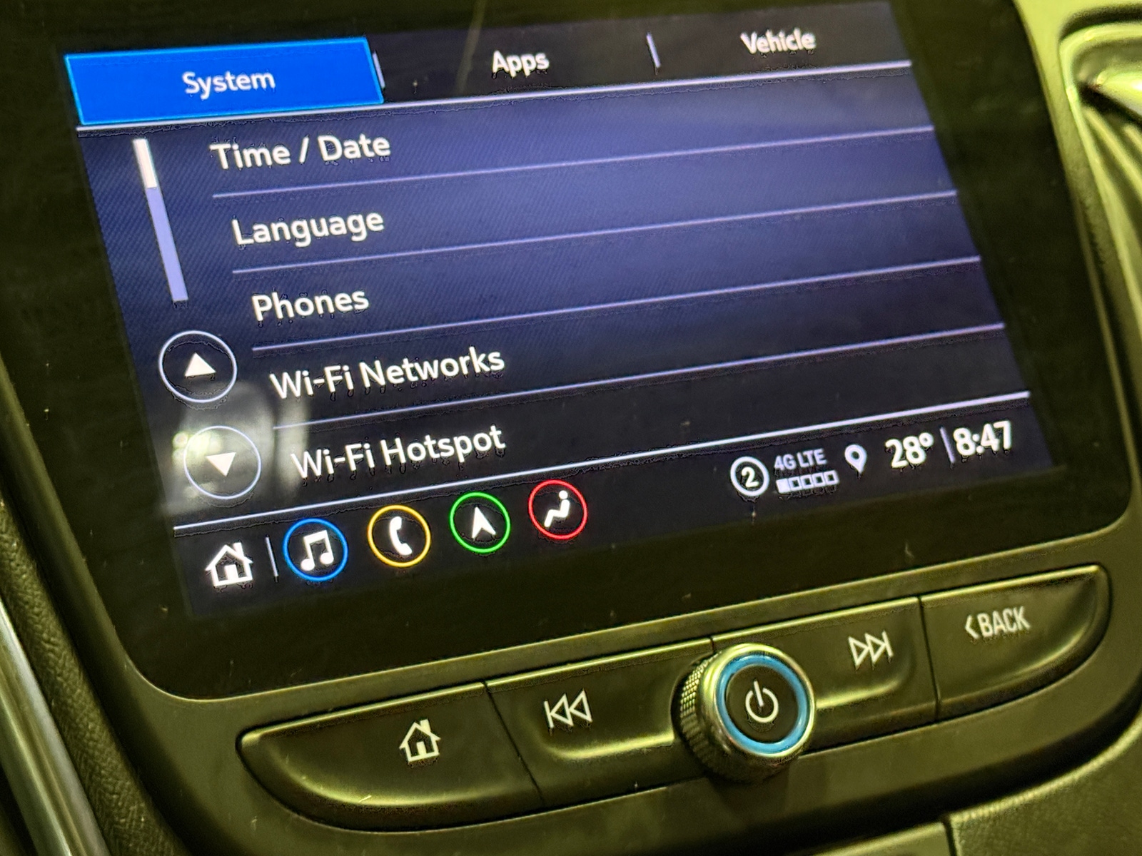 Thumbnail: 2024 Chevrolet Malibu - 3