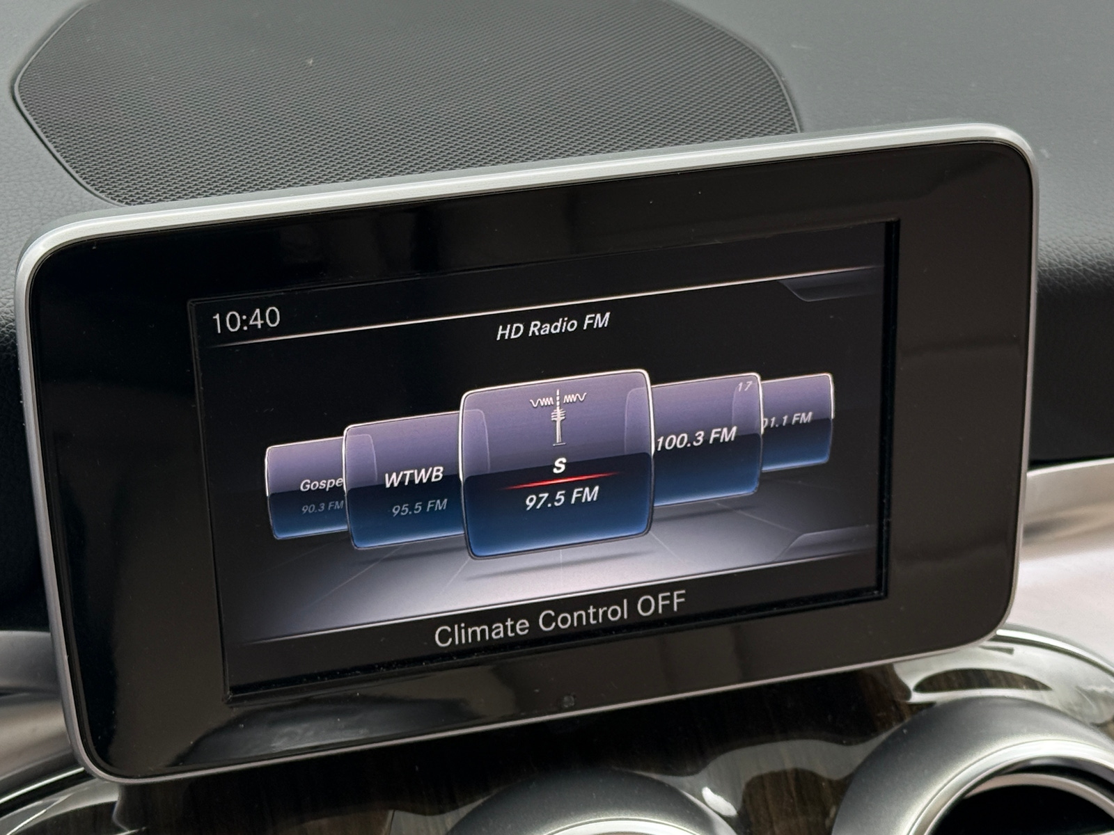 Thumbnail: 2018 Mercedes-Benz C-Class - 3