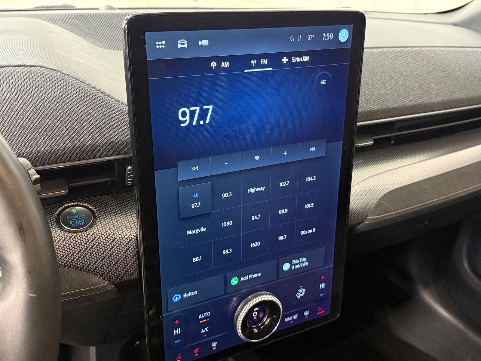 Thumbnail: 2021 Ford Mustang Mach-E - 4