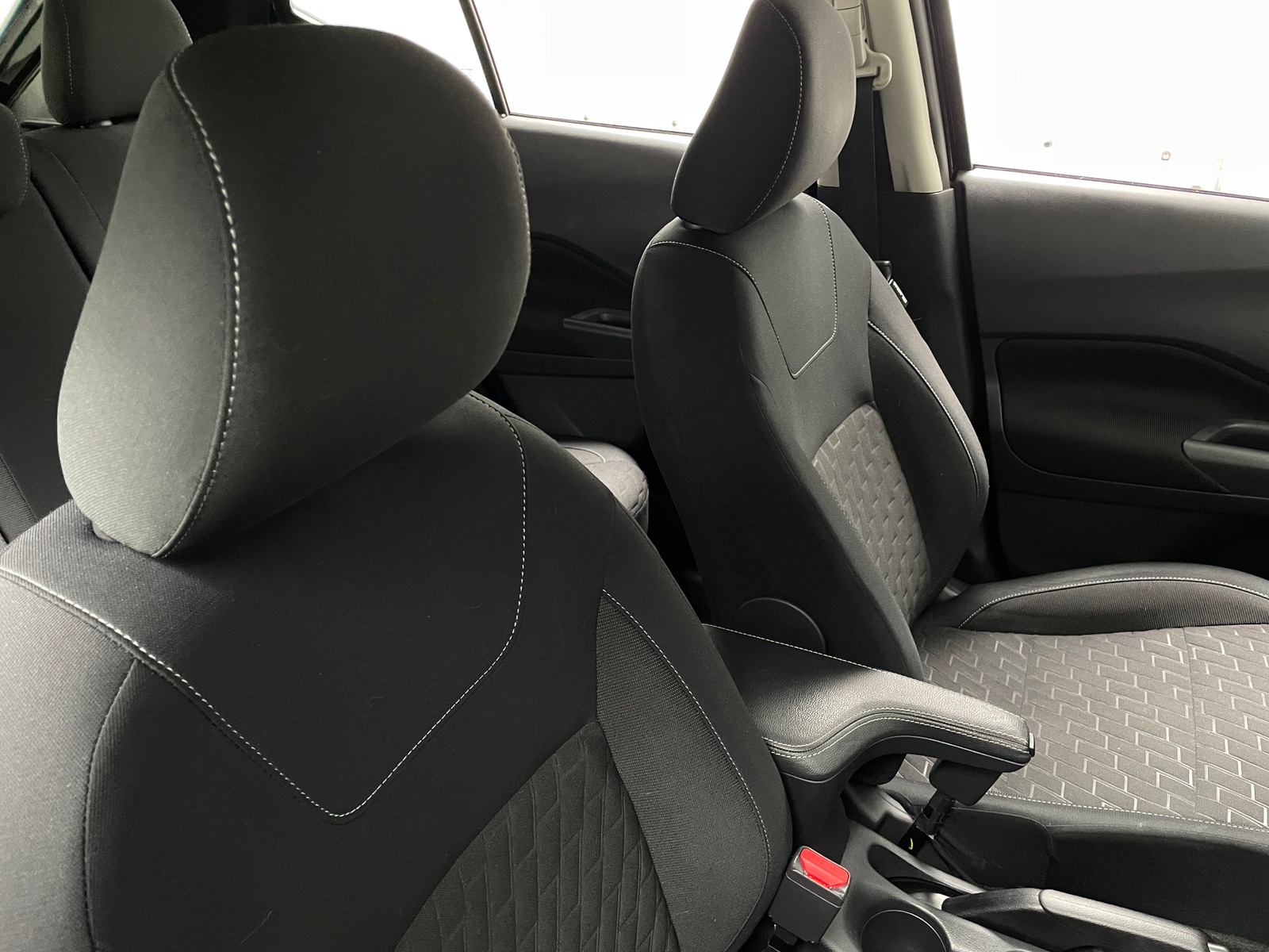 Thumbnail: 2022 Nissan Kicks - 2