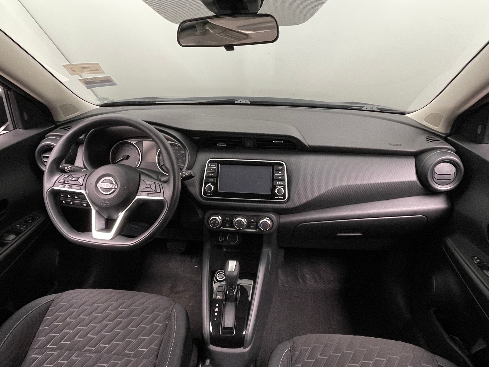 Thumbnail: 2022 Nissan Kicks - 3