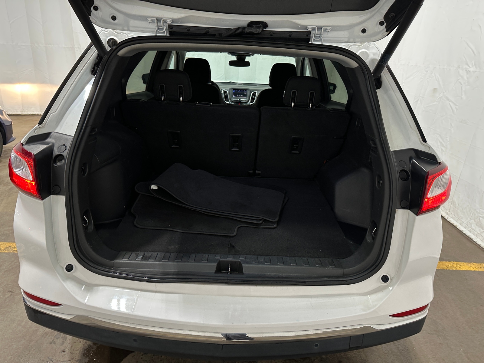 Thumbnail: 2020 Chevrolet Equinox - 7