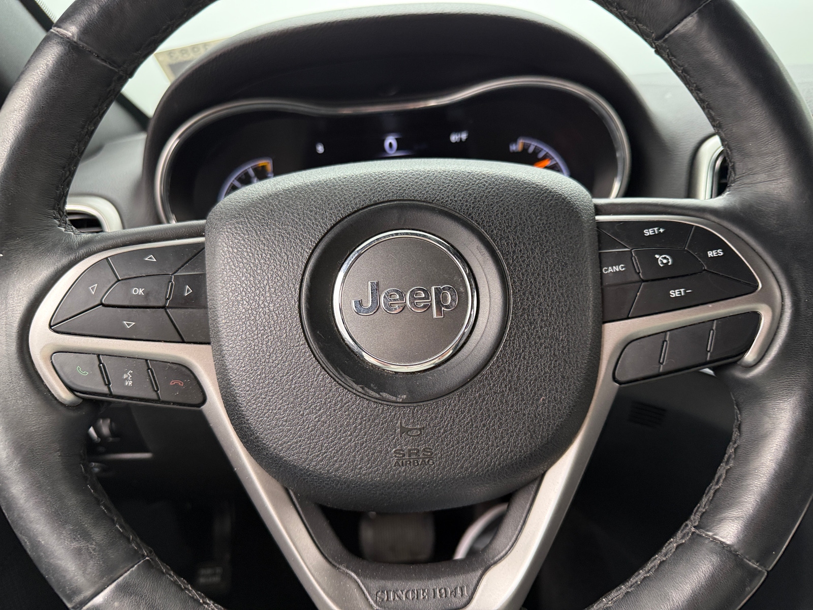 Thumbnail: 2018 Jeep Grand Cherokee - 4