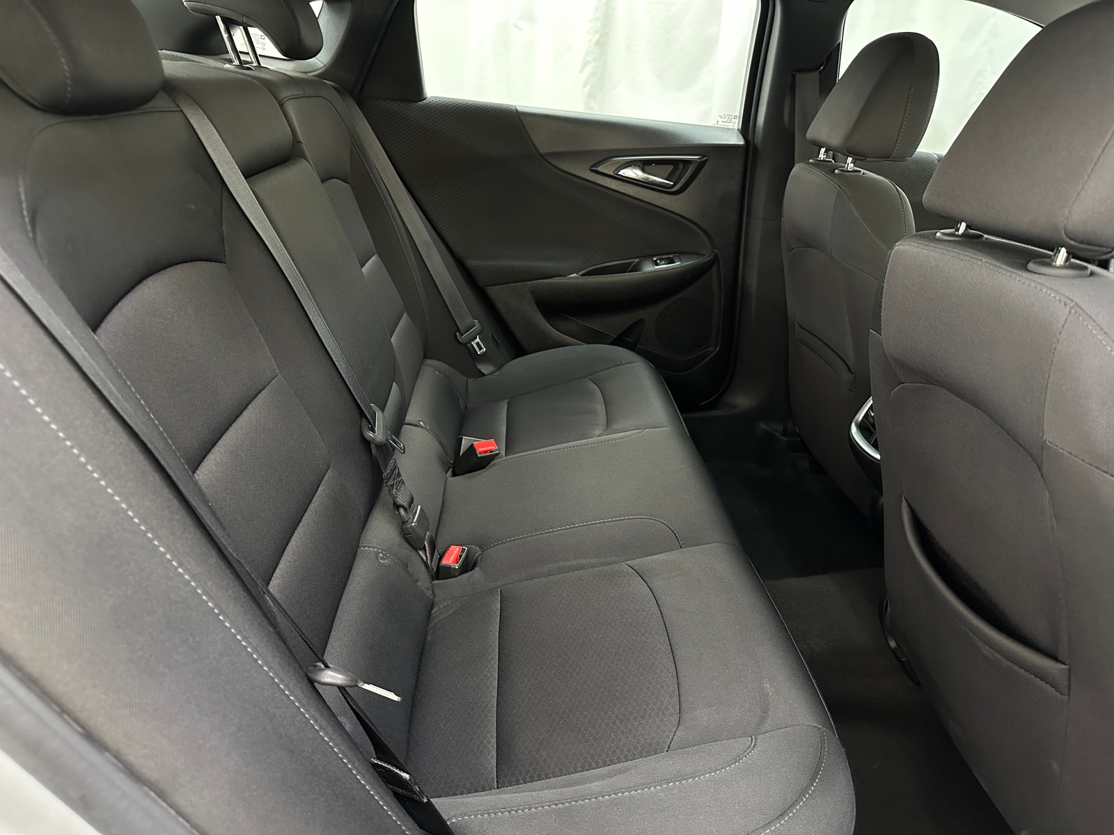 Thumbnail: 2018 Chevrolet Malibu - 6