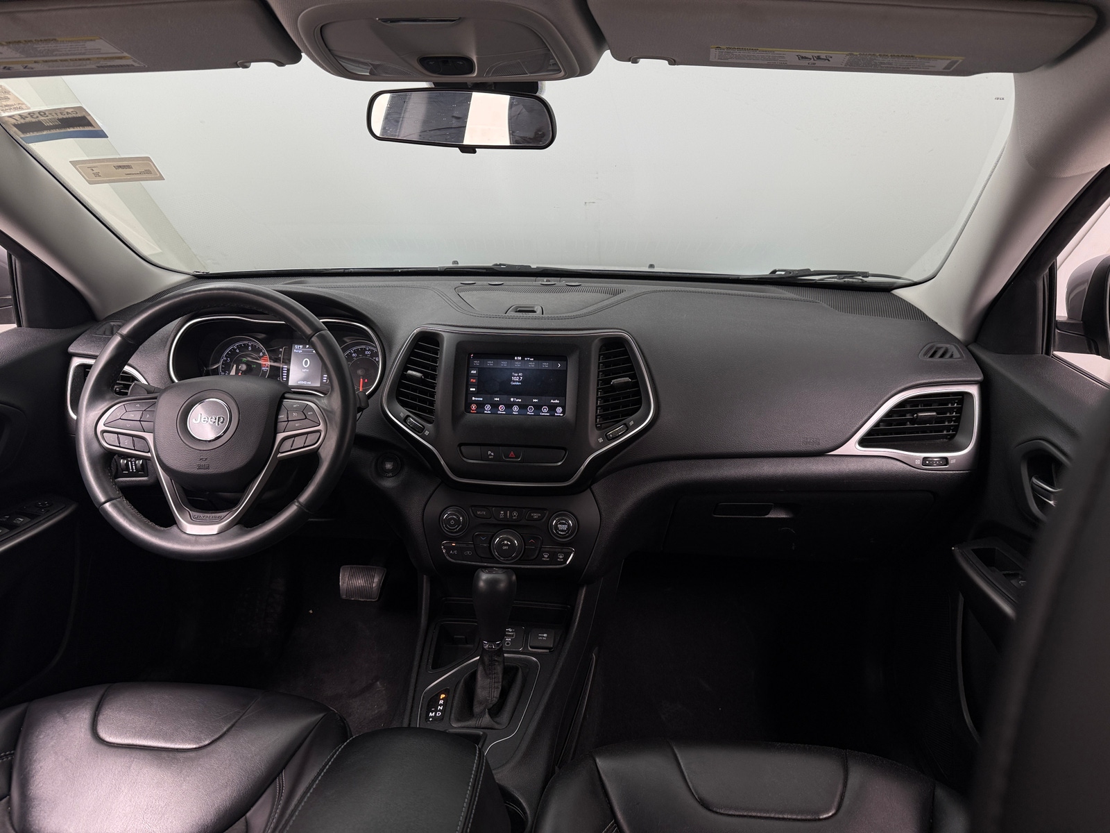 Thumbnail: 2019 Jeep Cherokee - 3