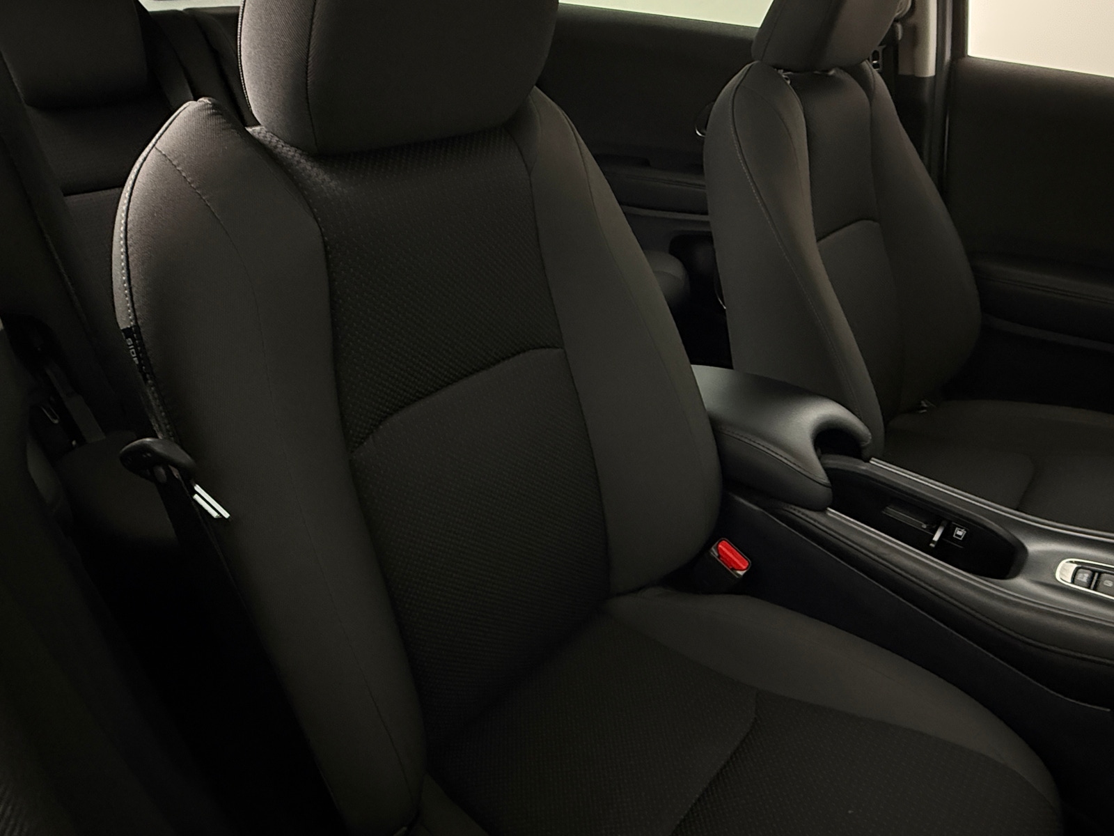 Thumbnail: 2022 Honda HR-V - 2