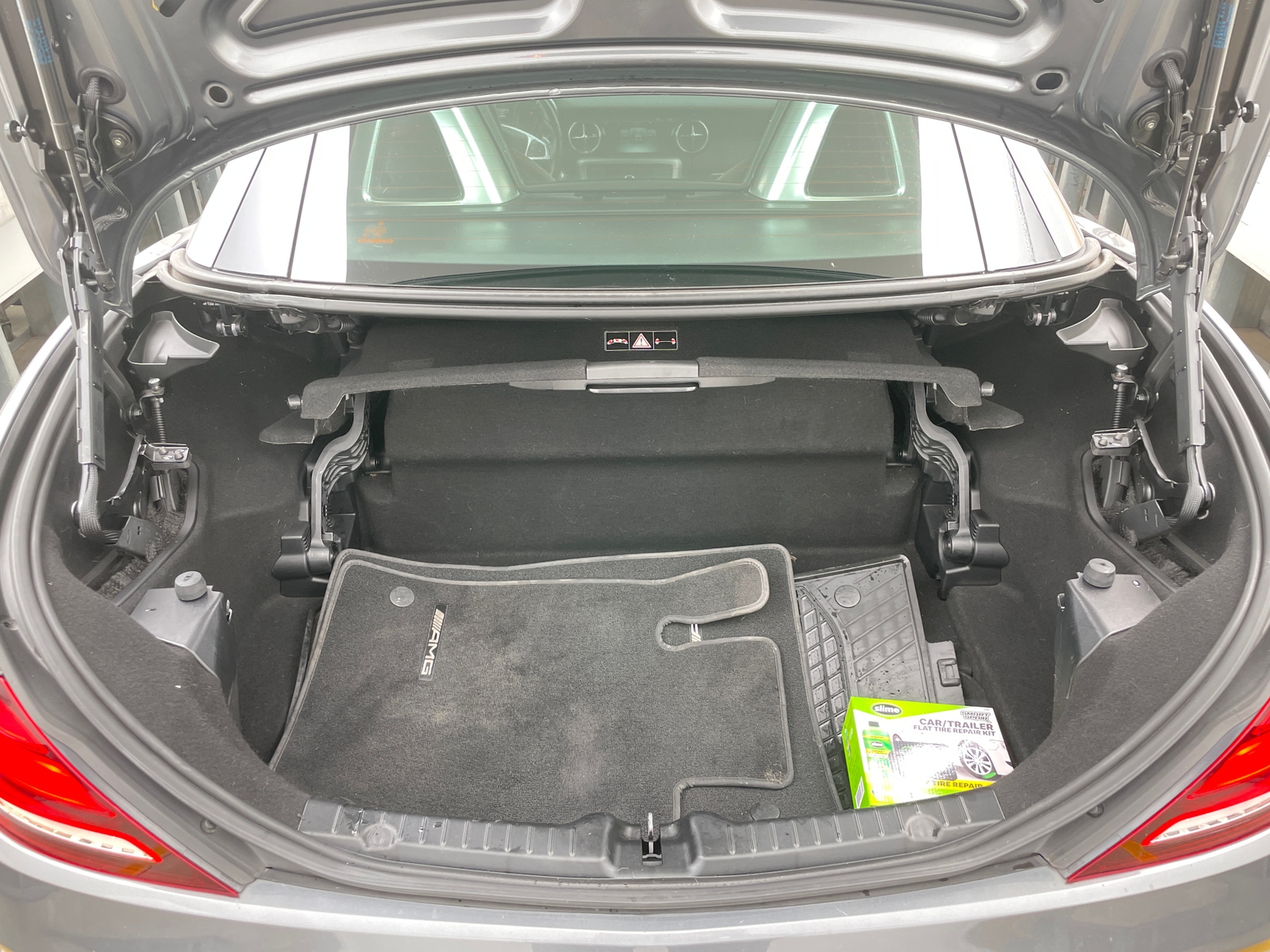 Thumbnail: 2017 Mercedes-Benz SLC - 4