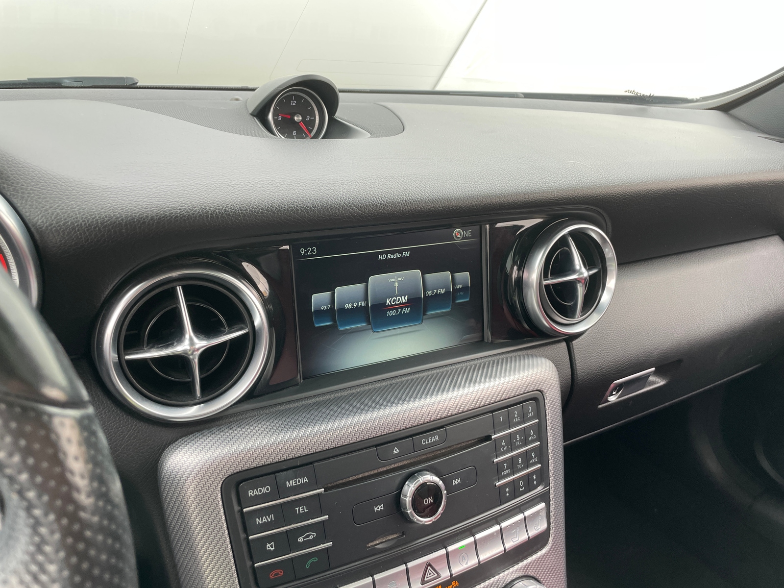 Thumbnail: 2017 Mercedes-Benz SLC - 2