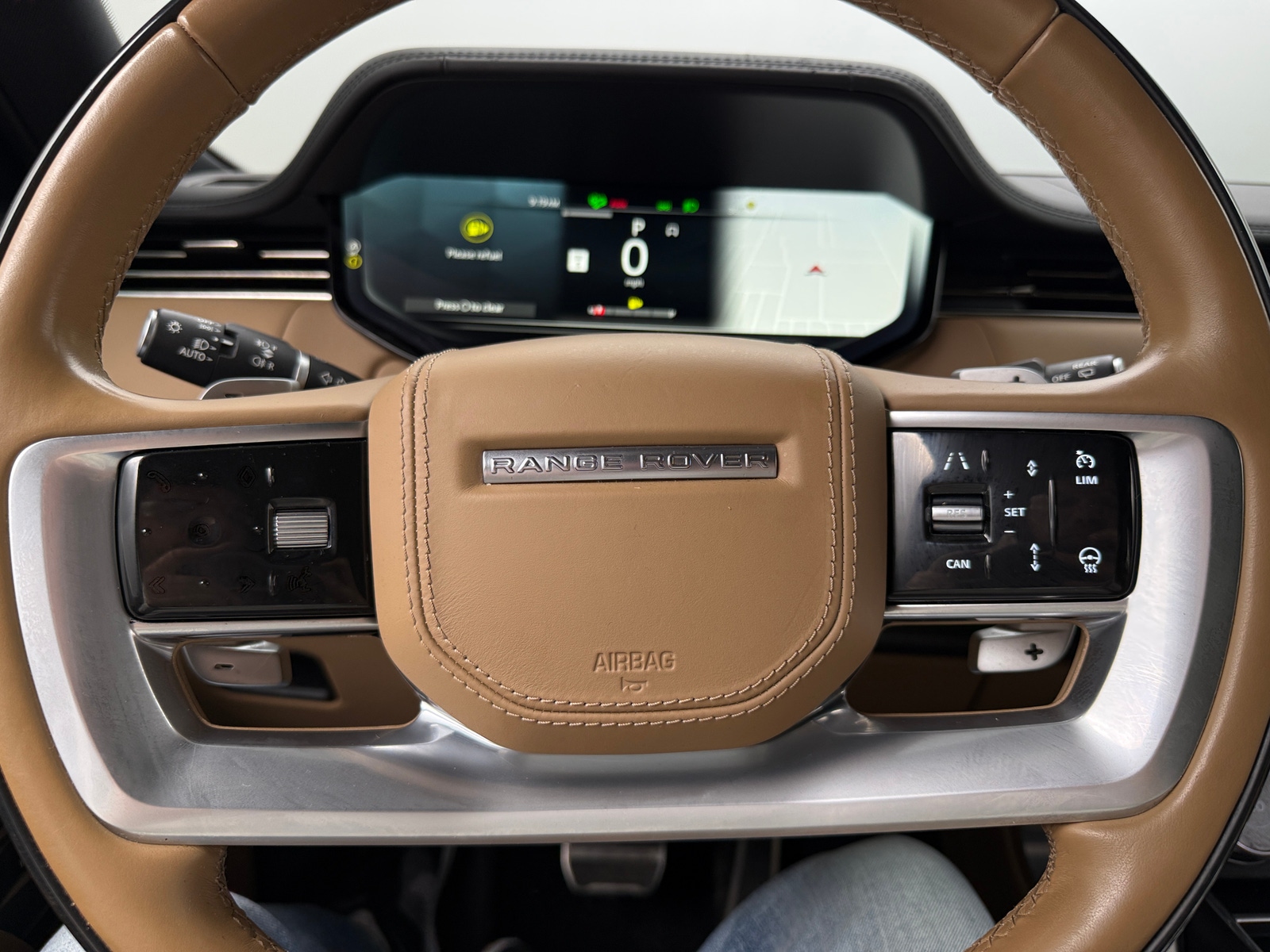 Thumbnail: 2023 Land Rover Range Rover - 4