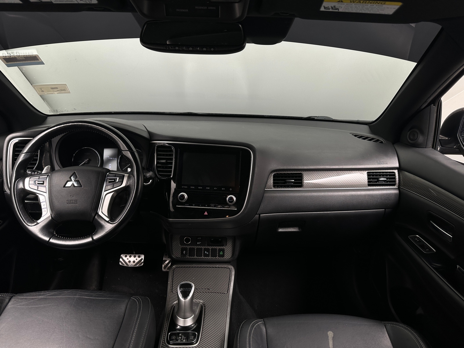 Thumbnail: 2020 Mitsubishi Outlander - 2