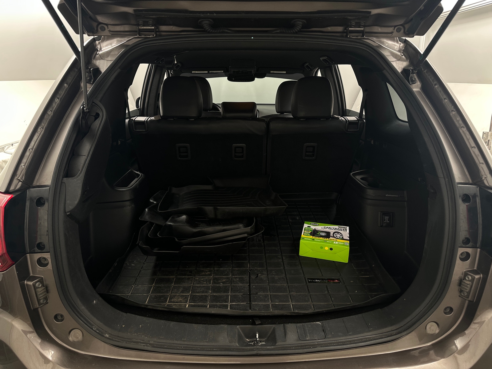 Thumbnail: 2020 Mitsubishi Outlander - 6