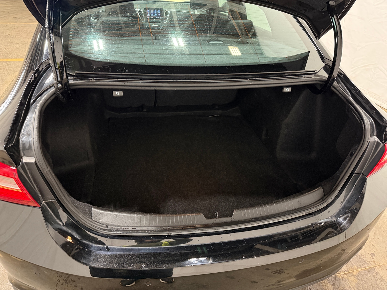 Thumbnail: 2024 Chevrolet Malibu - 7