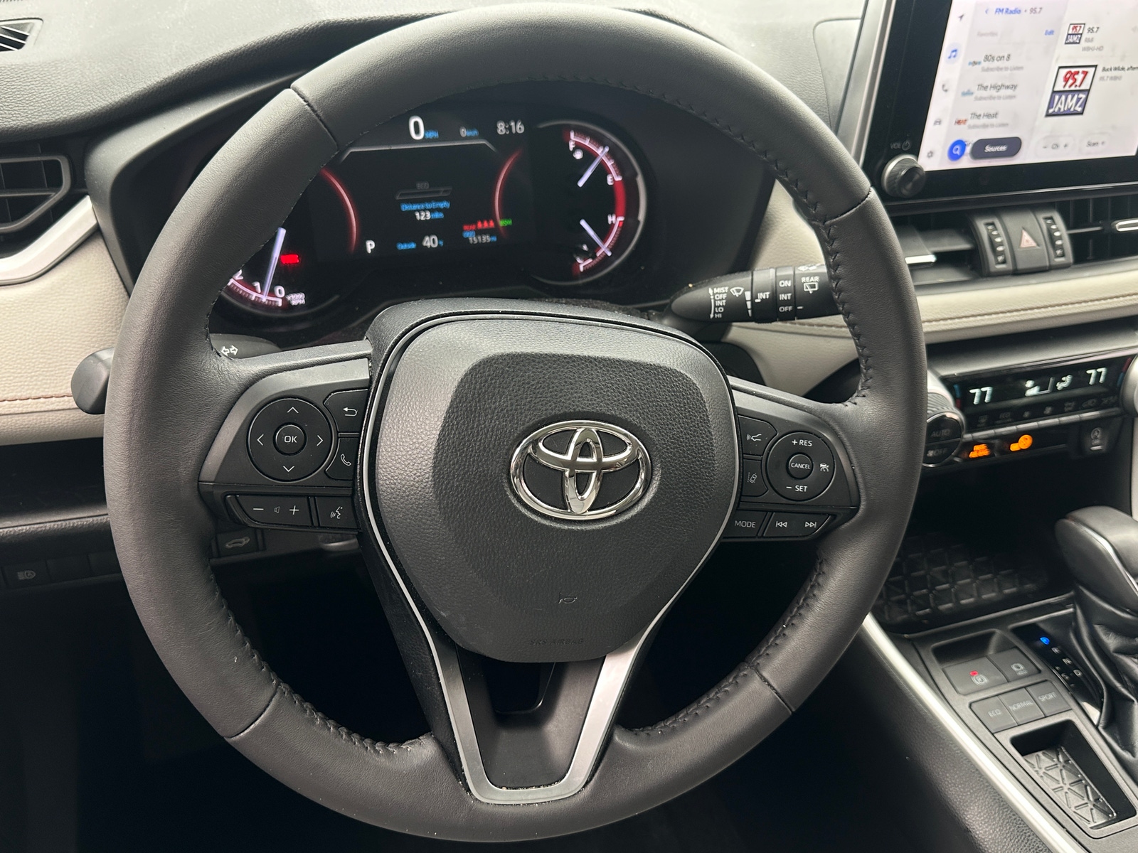 Thumbnail: 2023 Toyota RAV4 - 4