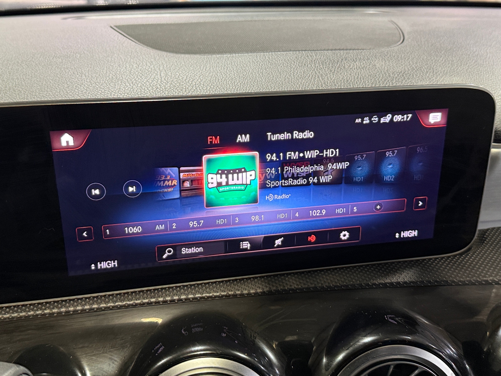 Thumbnail: 2019 Mercedes-Benz A-Class - 3