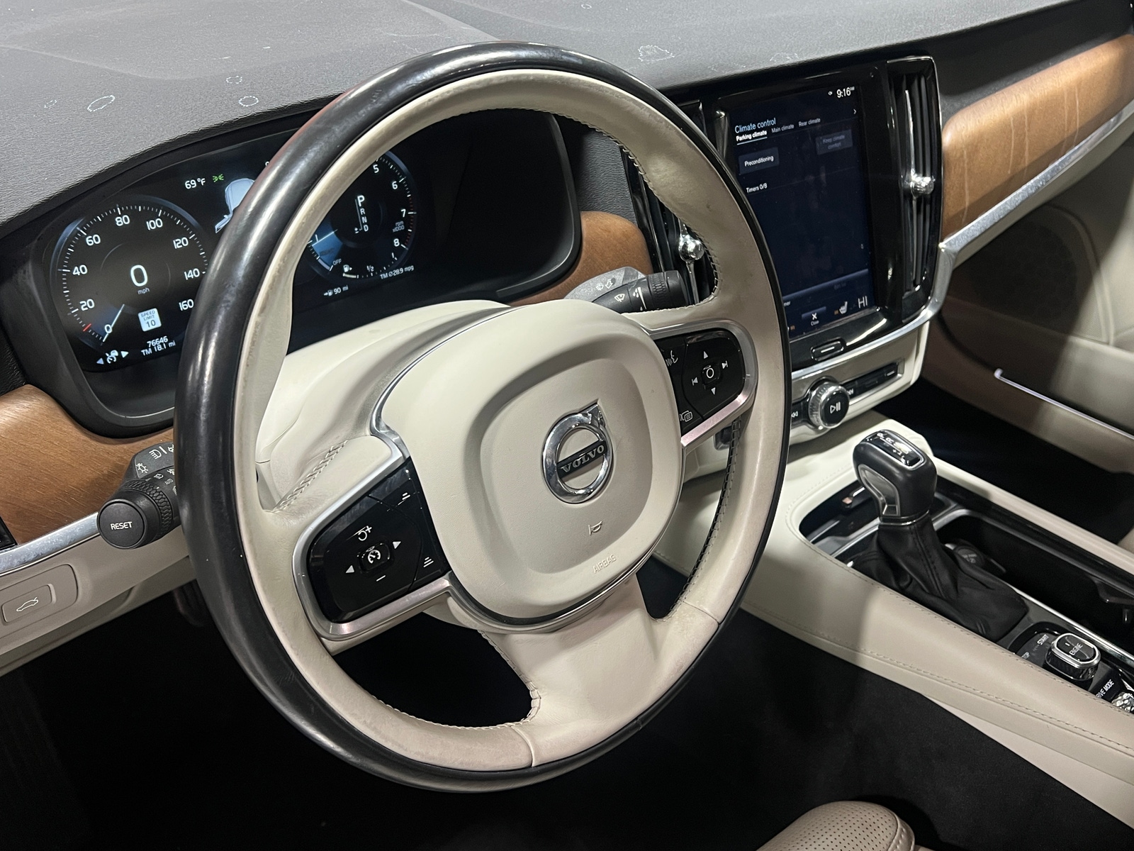 Thumbnail: 2017 Volvo S90 - 4