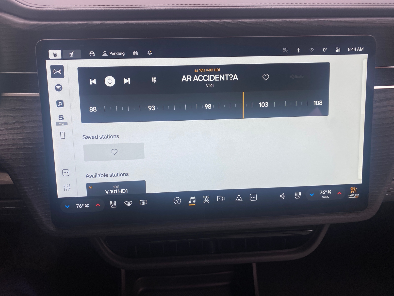 Thumbnail: 2025 Rivian R1S - 3