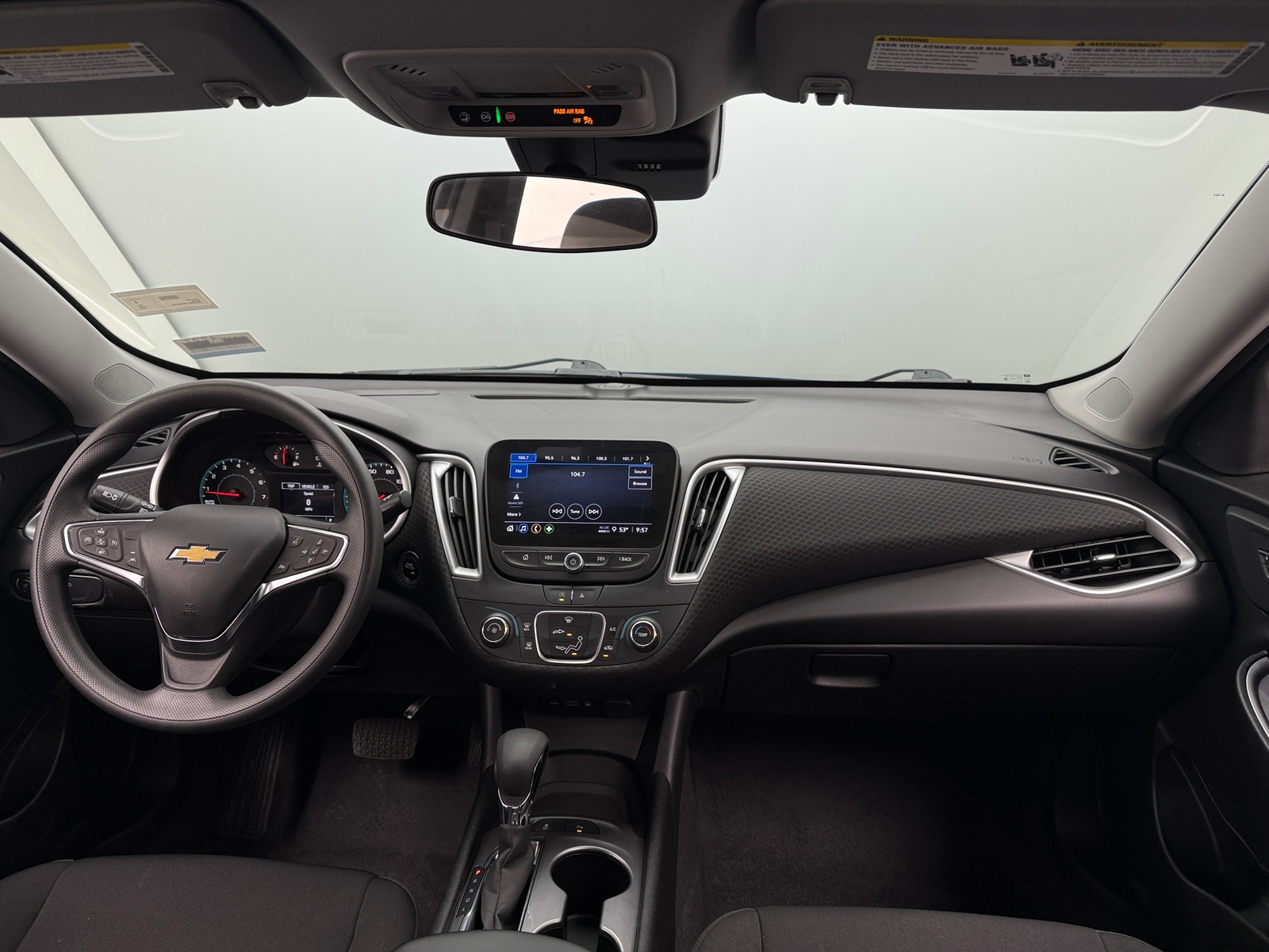 Thumbnail: 2024 Chevrolet Malibu - 3