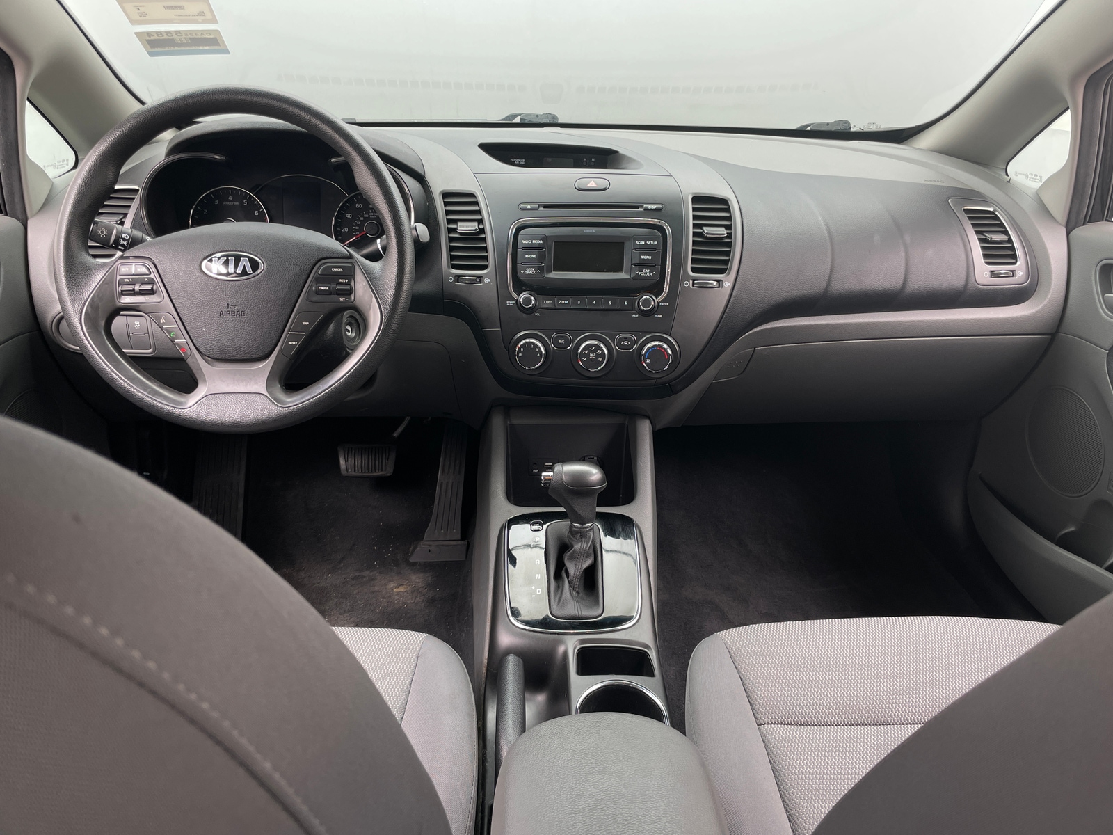 Thumbnail: 2018 Kia Forte - 3