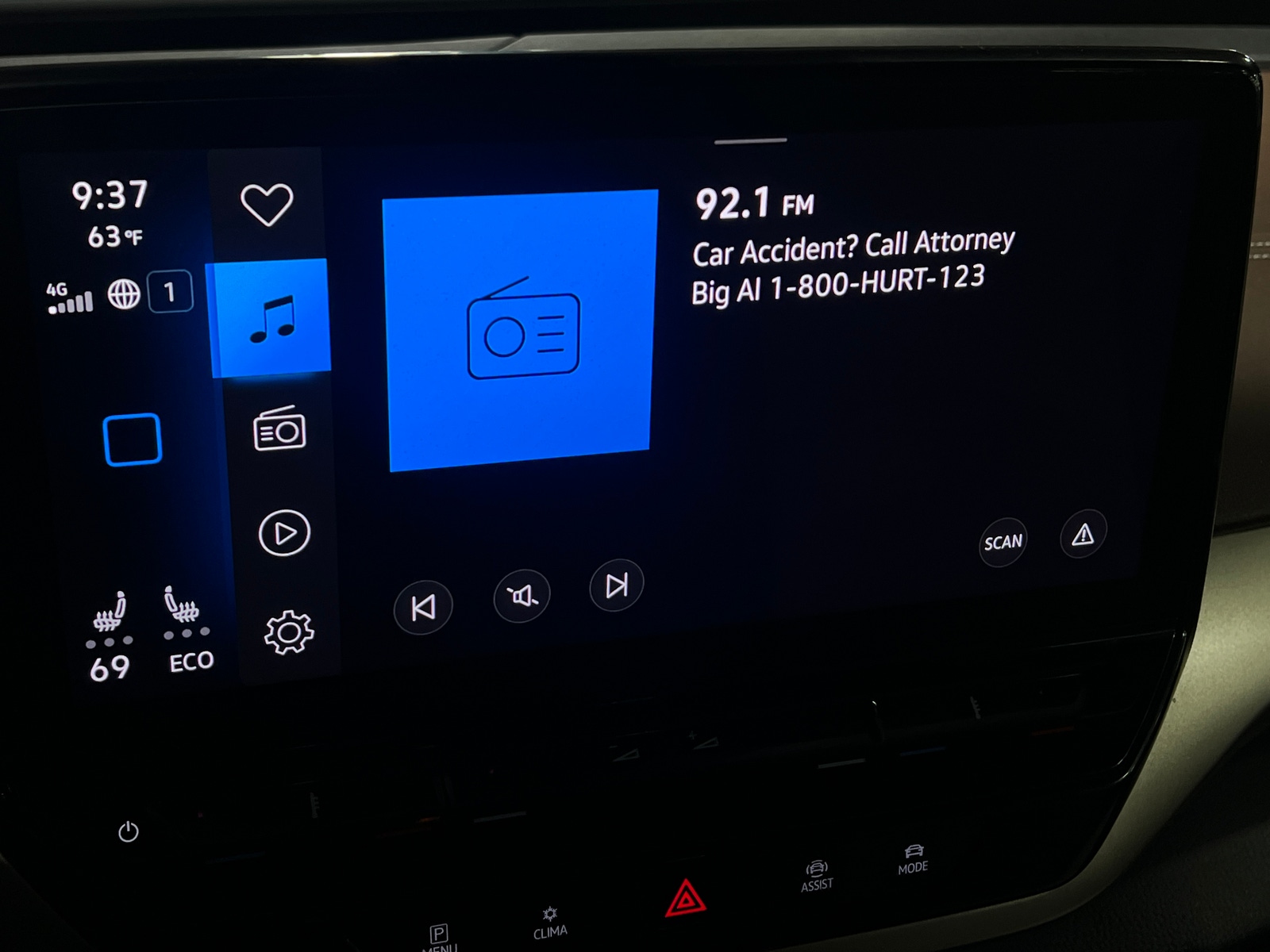 Thumbnail: 2023 Volkswagen ID.4 - 4