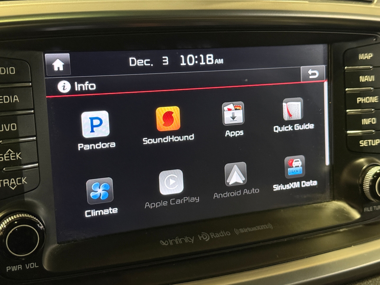 Thumbnail: 2017 Kia Sorento - 3