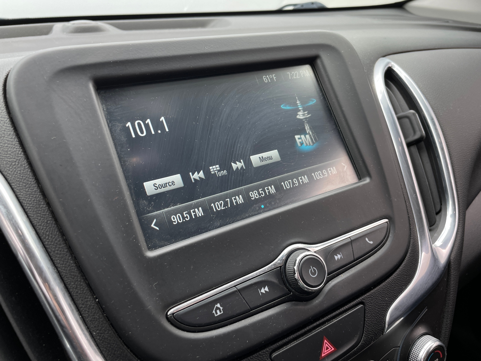 Thumbnail: 2018 Chevrolet Equinox - 4