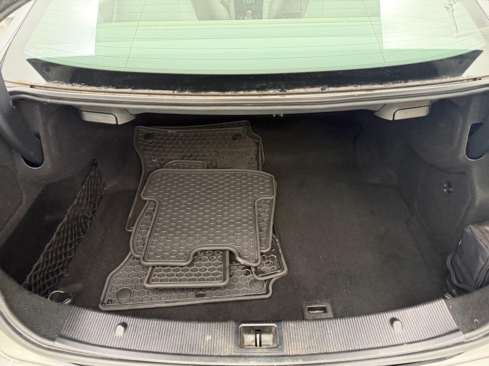 Thumbnail: 2013 Mercedes-Benz E-Class - 4