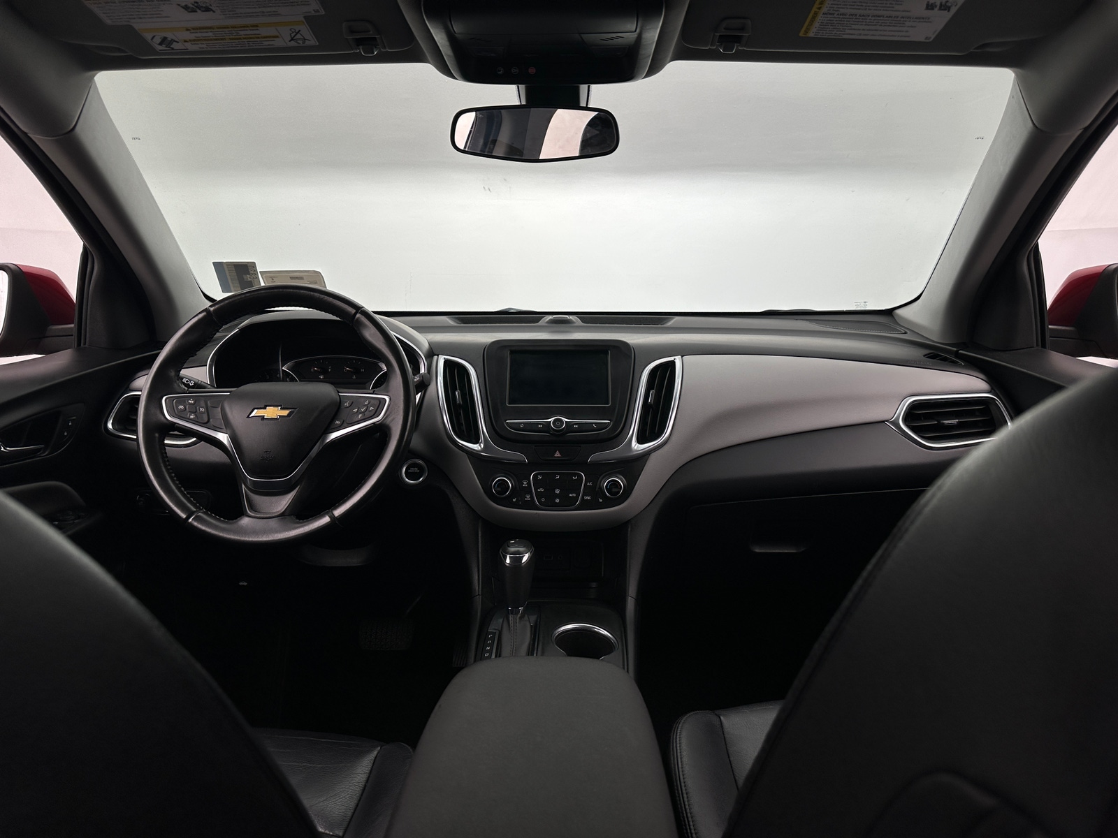 Thumbnail: 2019 Chevrolet Equinox - 3