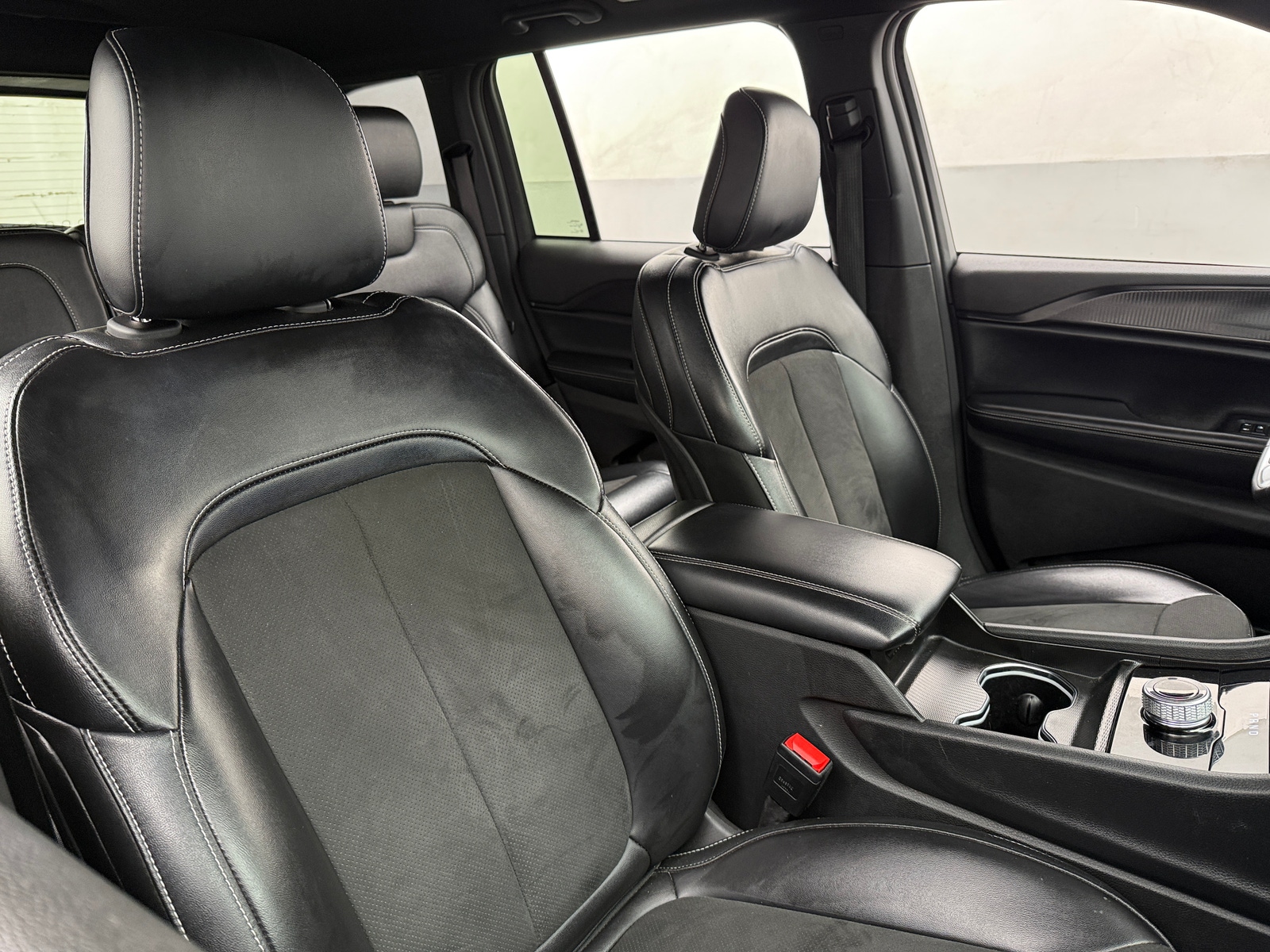 Thumbnail: 2024 Jeep Grand Cherokee - 2