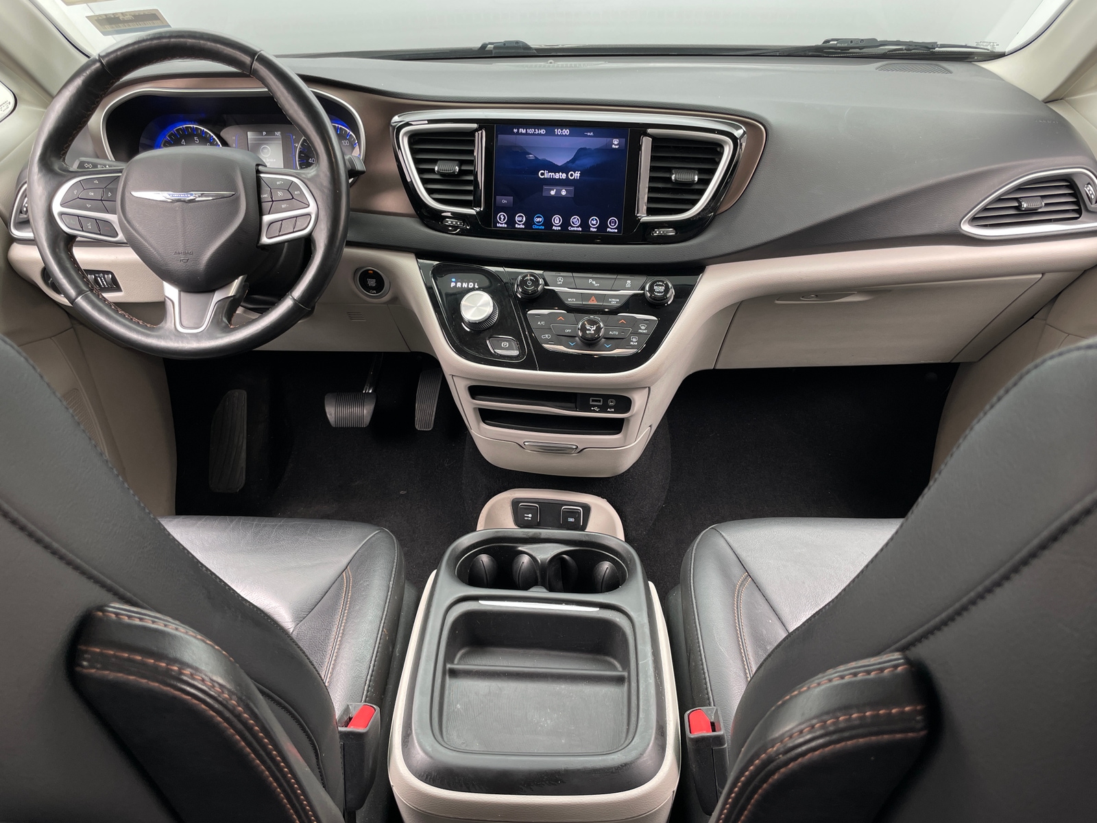 Thumbnail: 2019 Chrysler Pacifica - 2