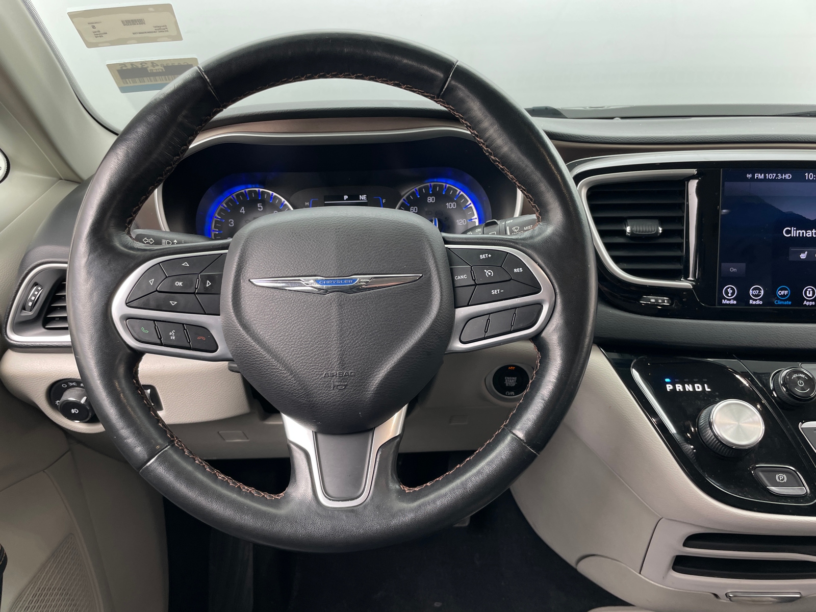 Thumbnail: 2019 Chrysler Pacifica - 4