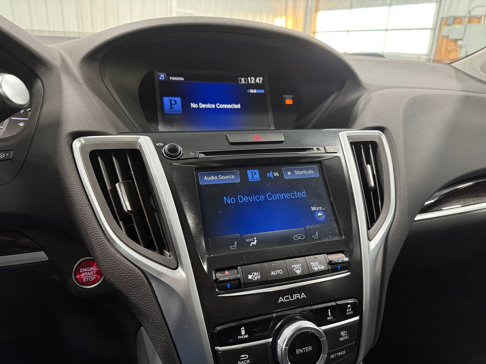 Thumbnail: 2015 Acura TLX - 3