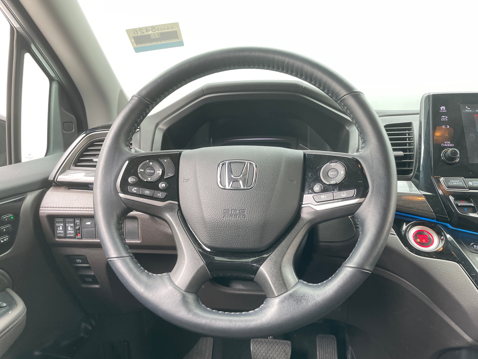 Thumbnail: 2023 Honda Odyssey - 4