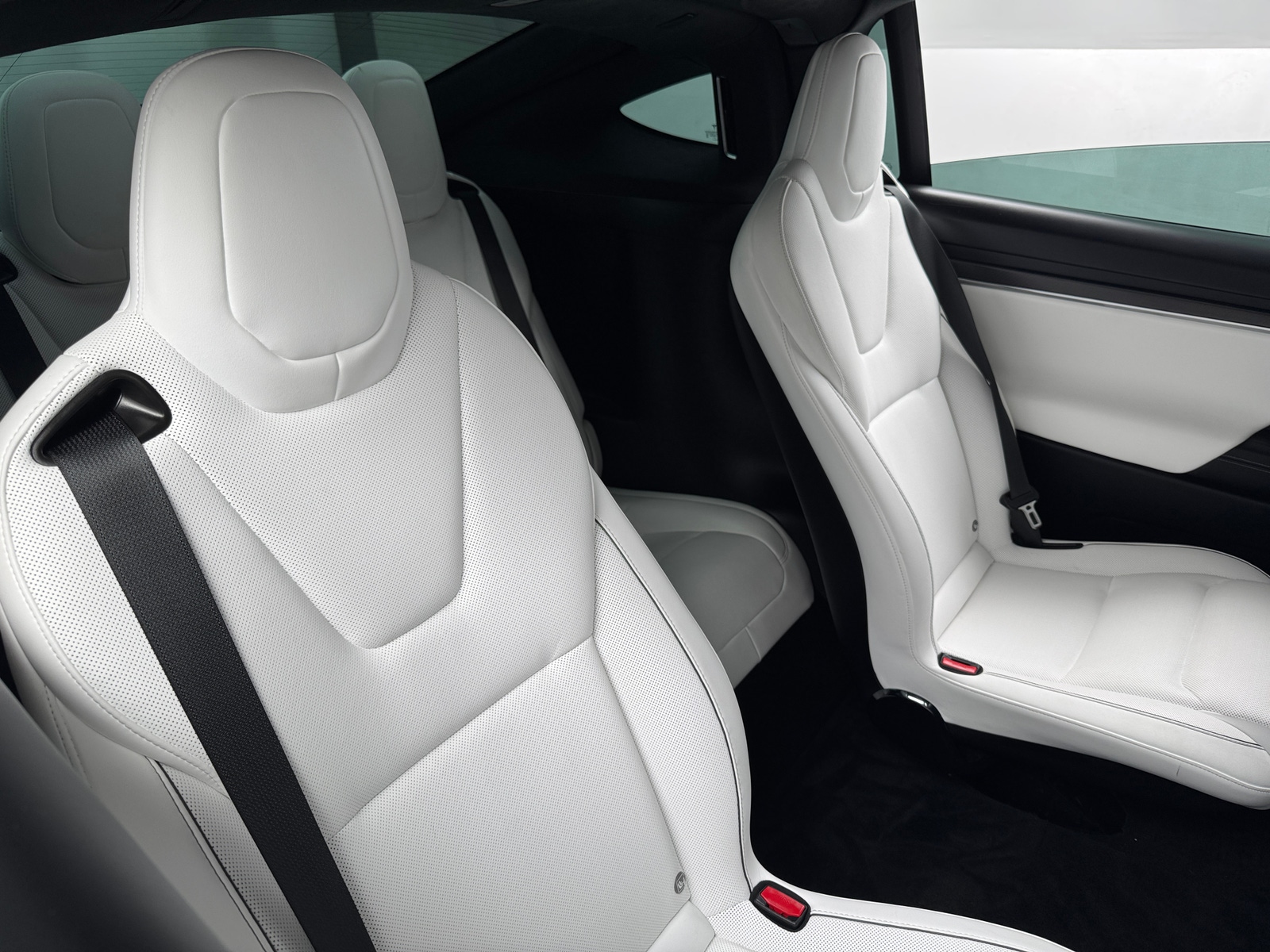 Thumbnail: 2024 Tesla Model X - 6