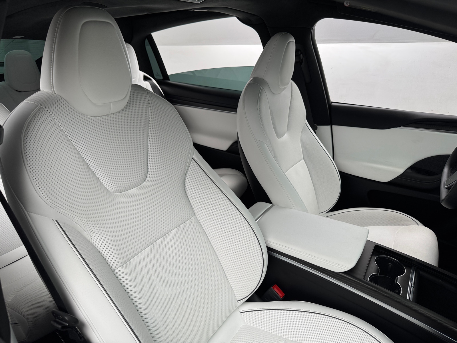 Thumbnail: 2024 Tesla Model X - 2