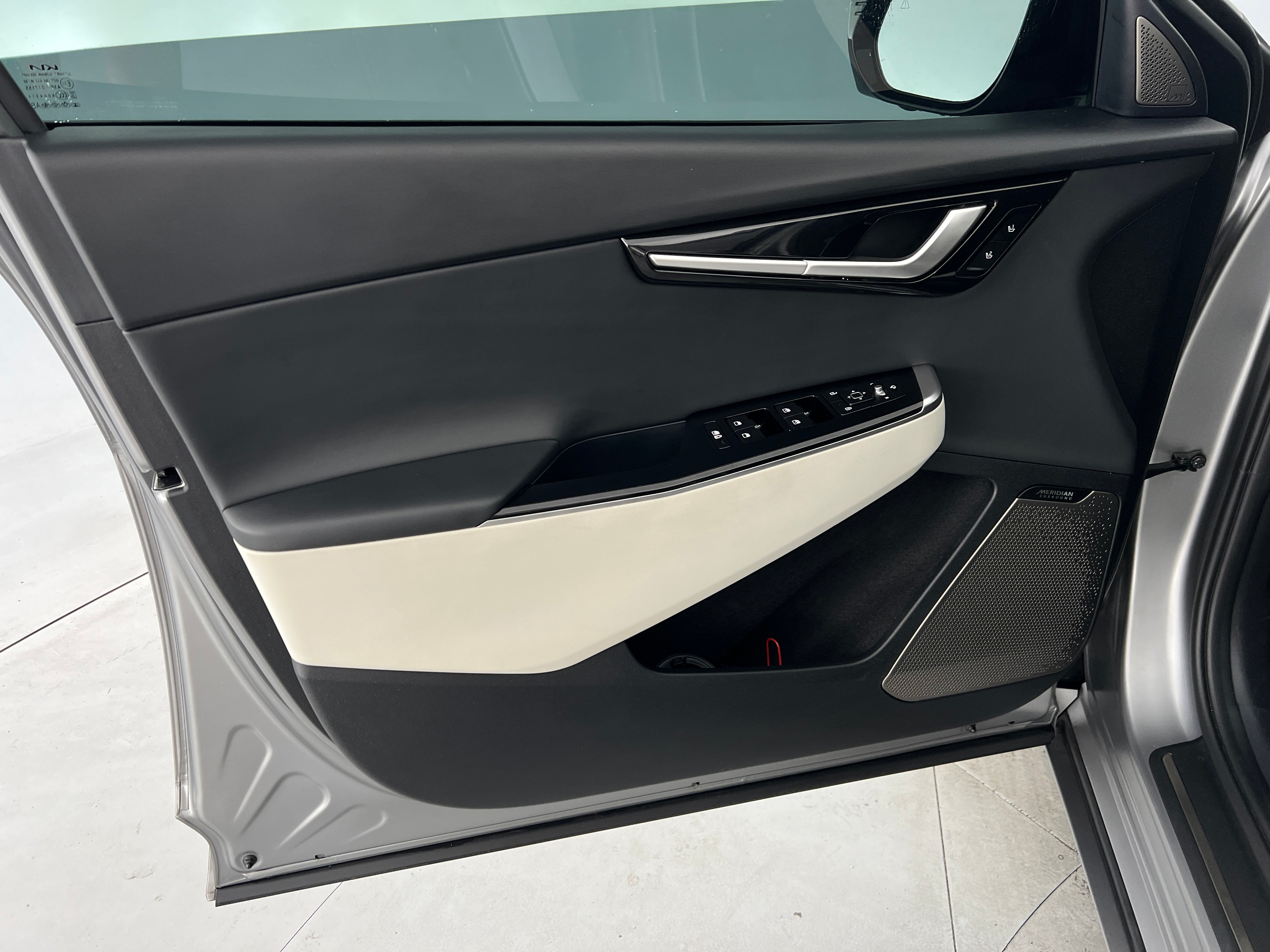 Used 2023 Kia EV6 GT-Line with VIN KNDC44LA0P5116888 for sale in Oak Creek, WI