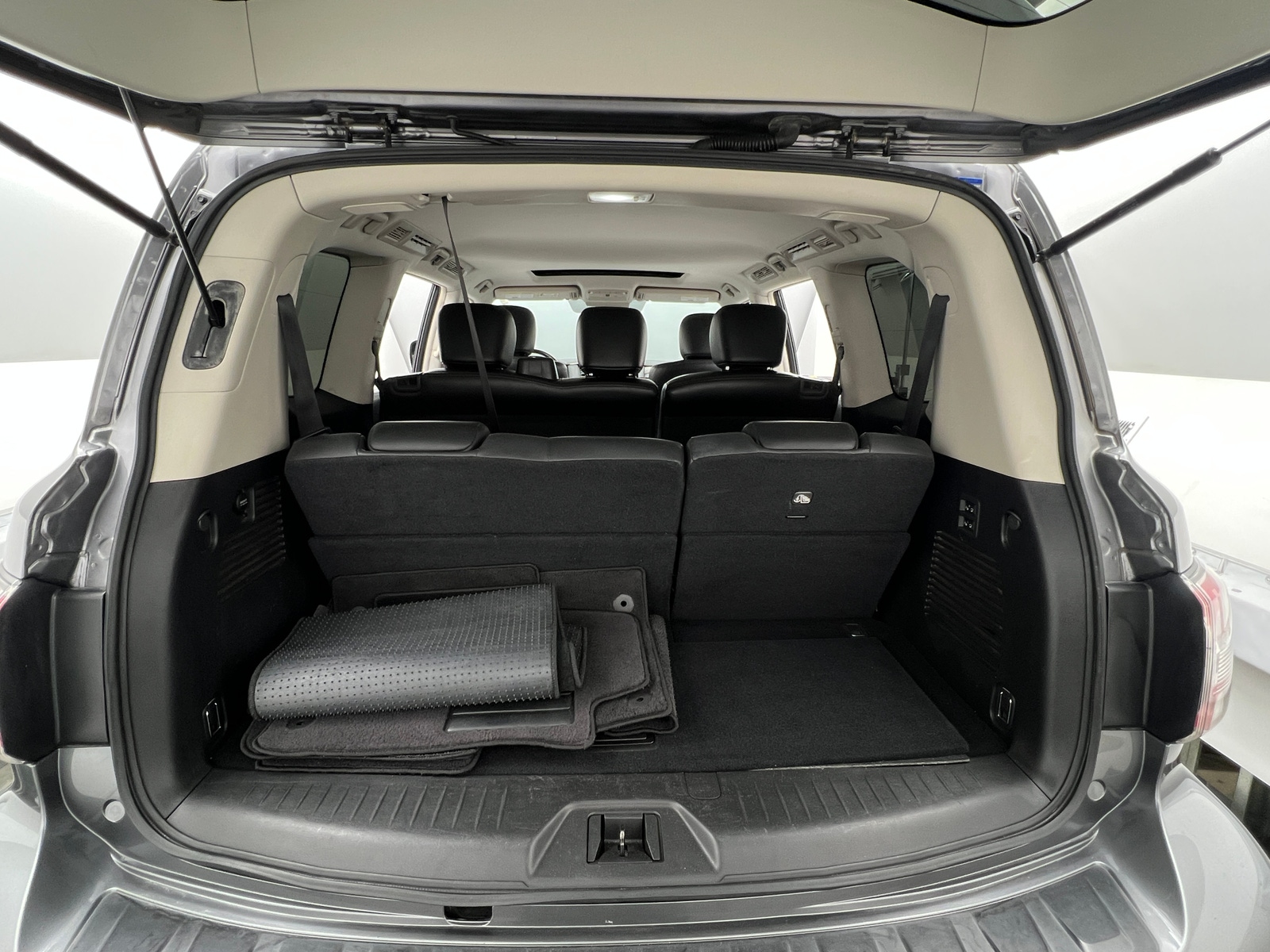 Thumbnail: 2019 Nissan Armada - 6