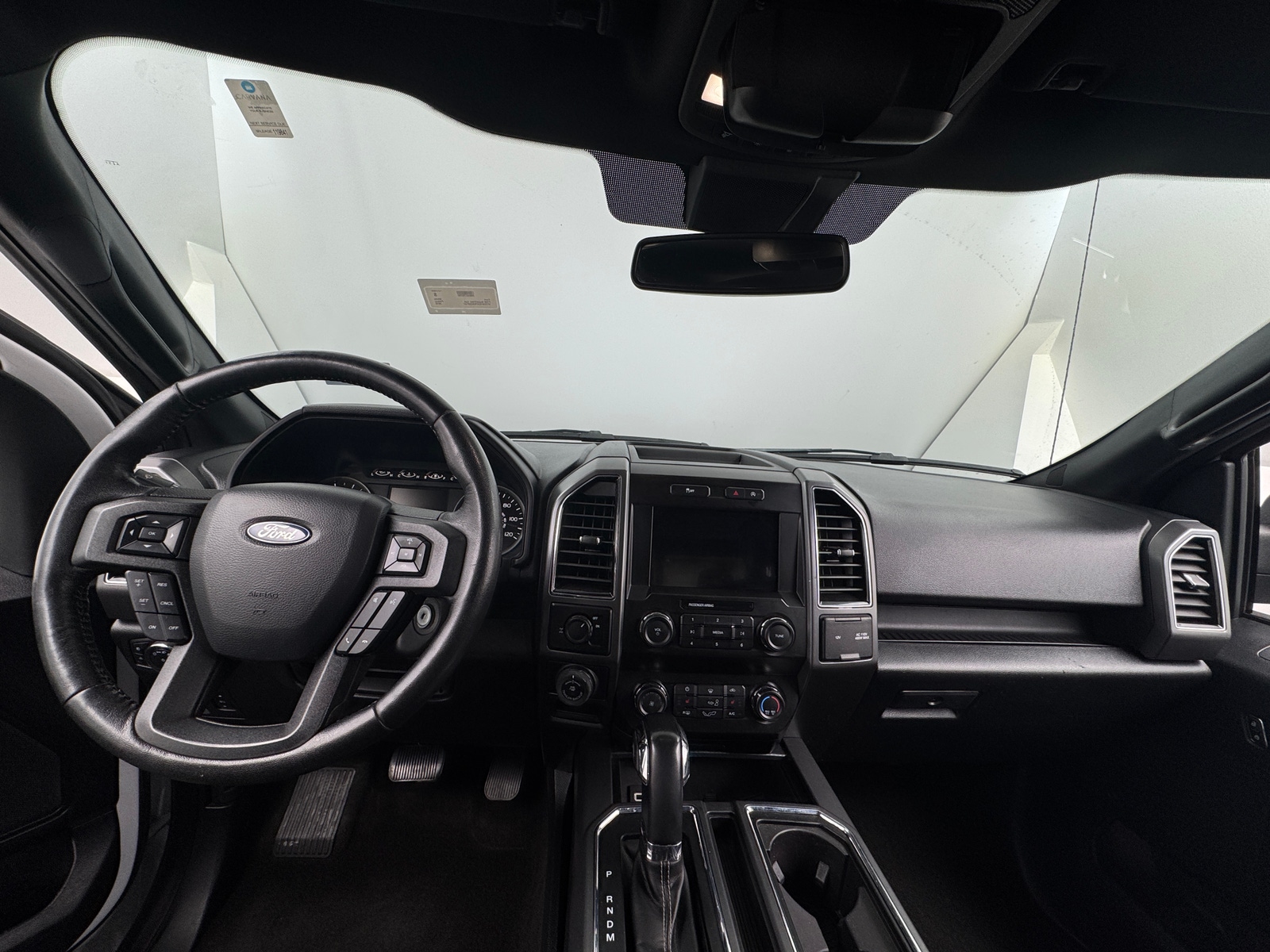 Thumbnail: 2019 Ford Econoline - 3