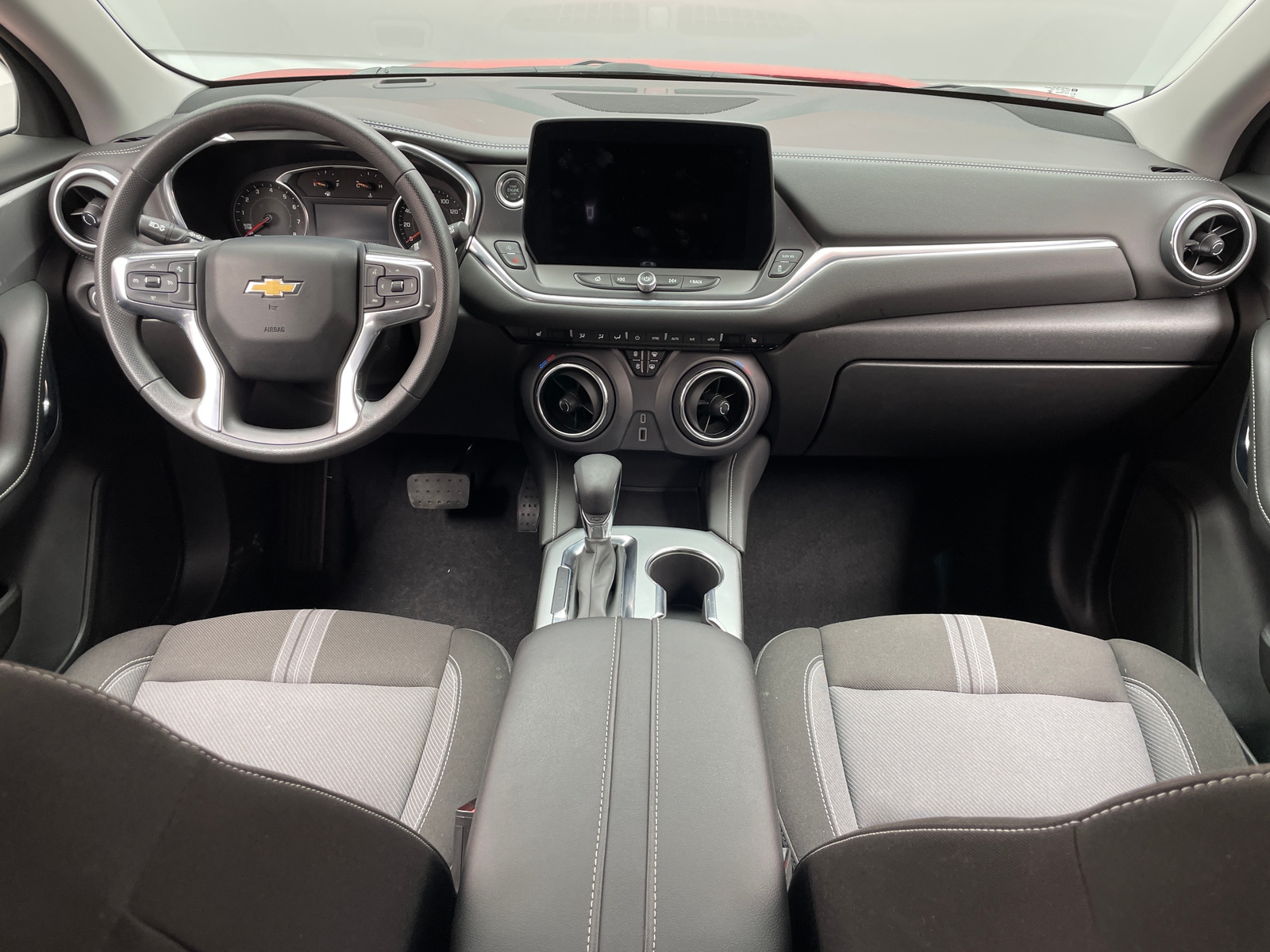 Thumbnail: 2025 Chevrolet Blazer - 3