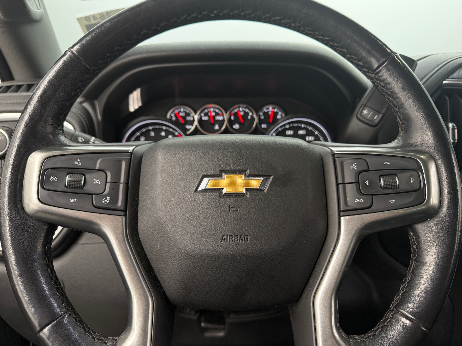 Thumbnail: 2021 Chevrolet Silverado 1500 - 5